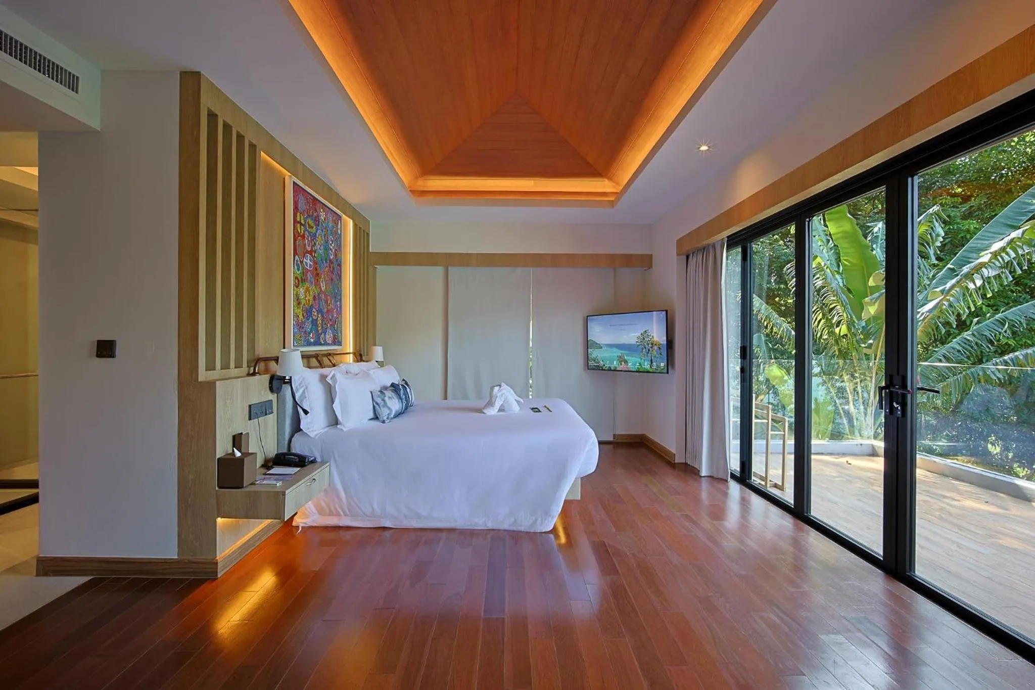 Property building, Bed in Centara Villas Phi Phi Island