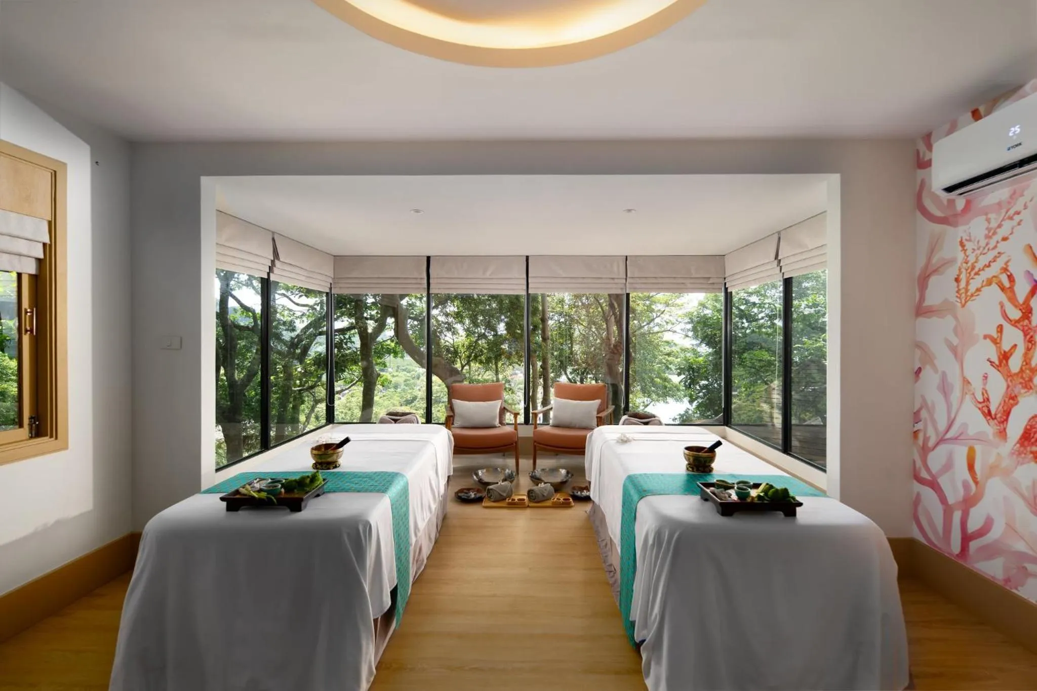 Spa and wellness centre/facilities, Bed in Centara Villas Phi Phi Island