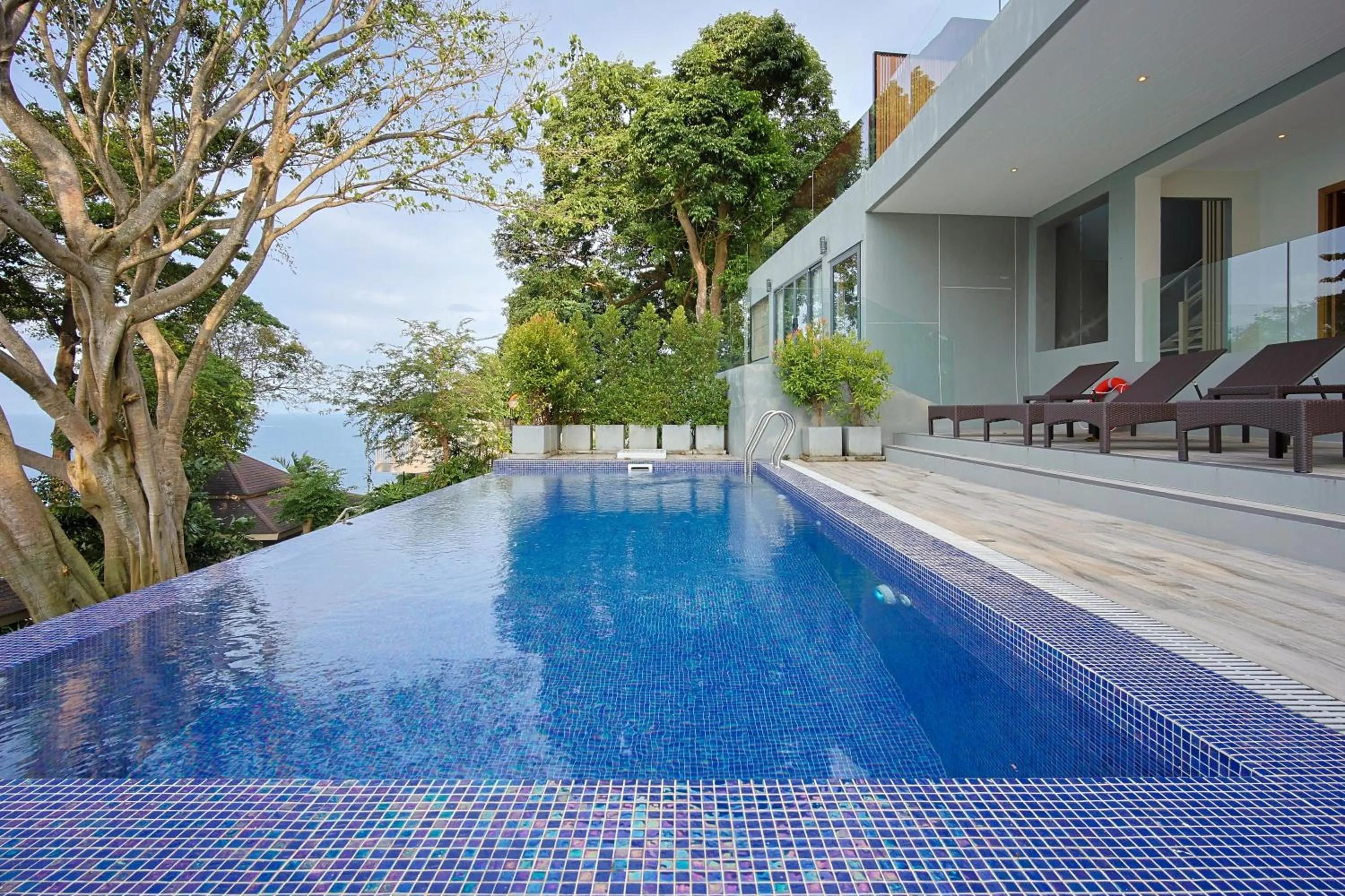 Pool view in Centara Villas Phi Phi Island