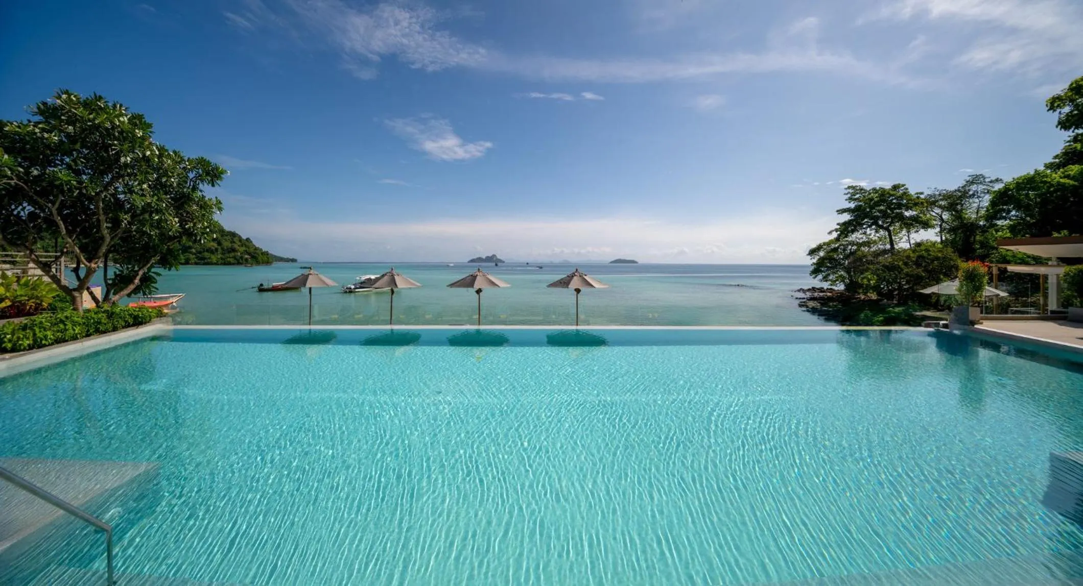 Restaurant/places to eat in Centara Villas Phi Phi Island