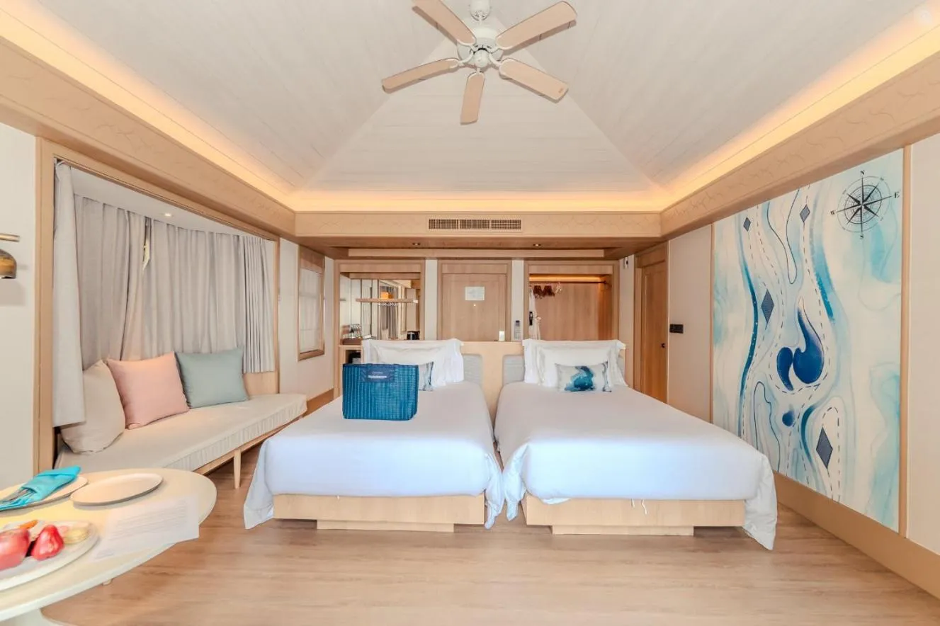 Photo of the whole room, Bed in Centara Villas Phi Phi Island
