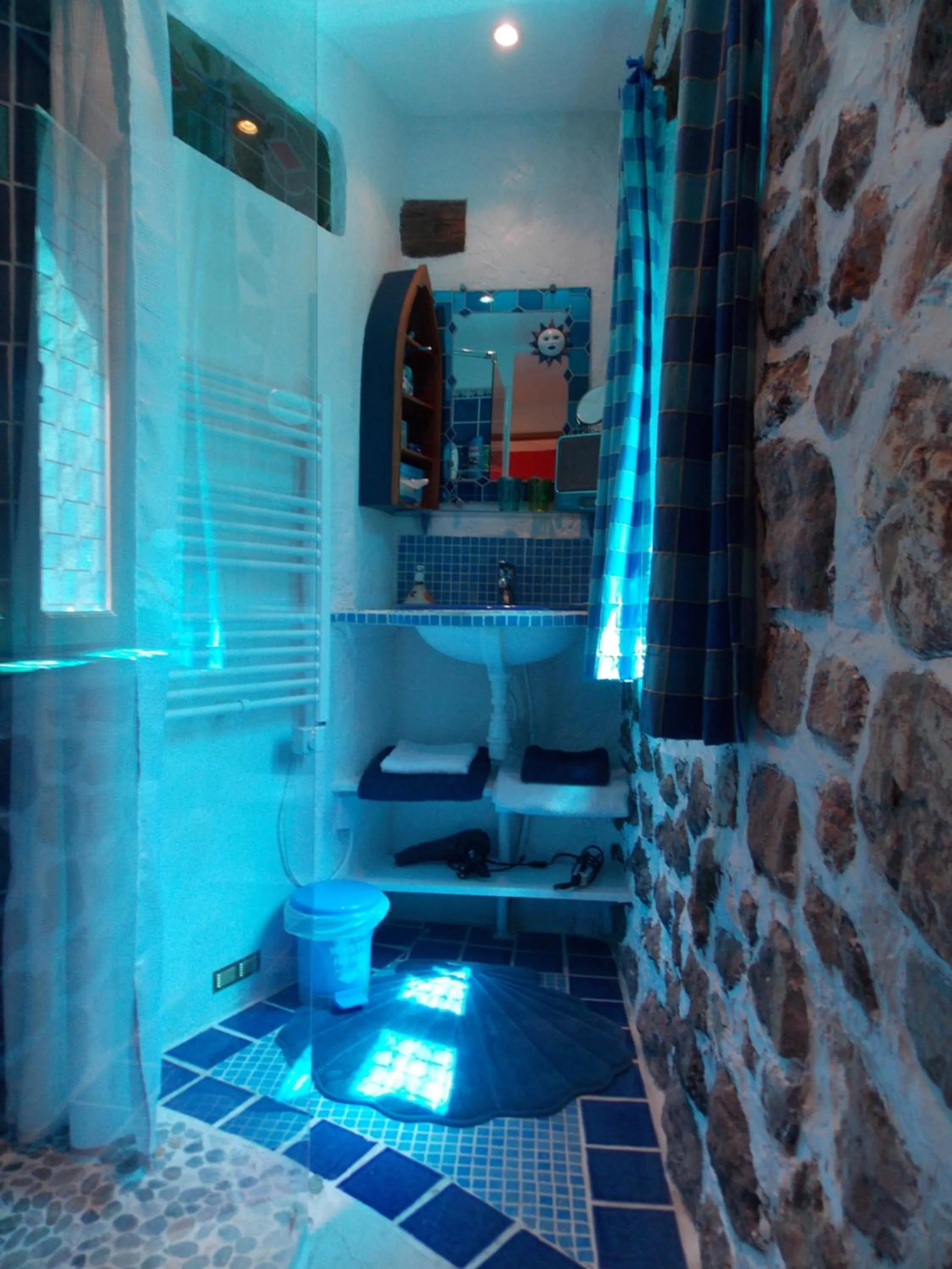 Bathroom in La Maison Du Bonheur