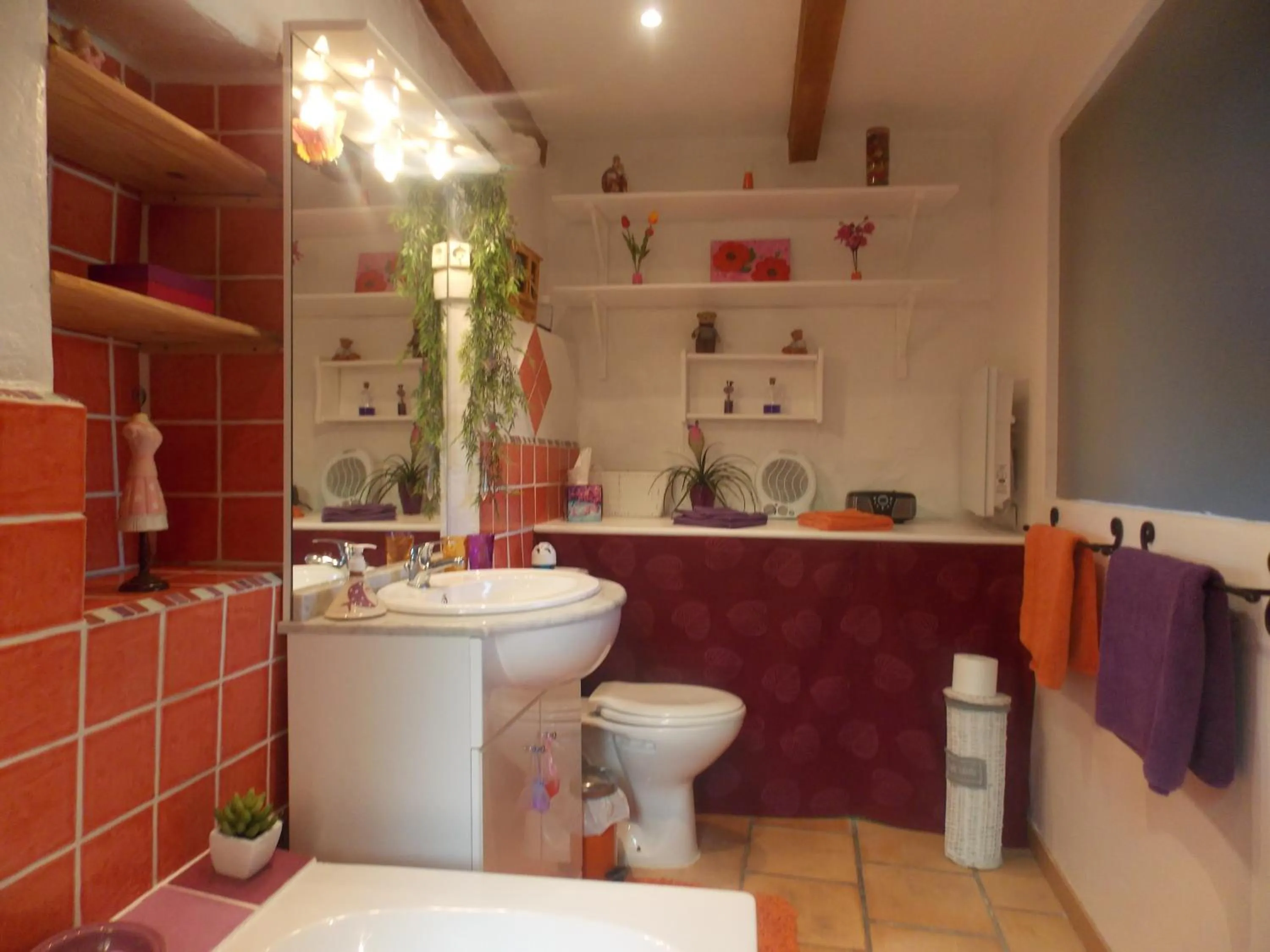 Bathroom in La Maison Du Bonheur