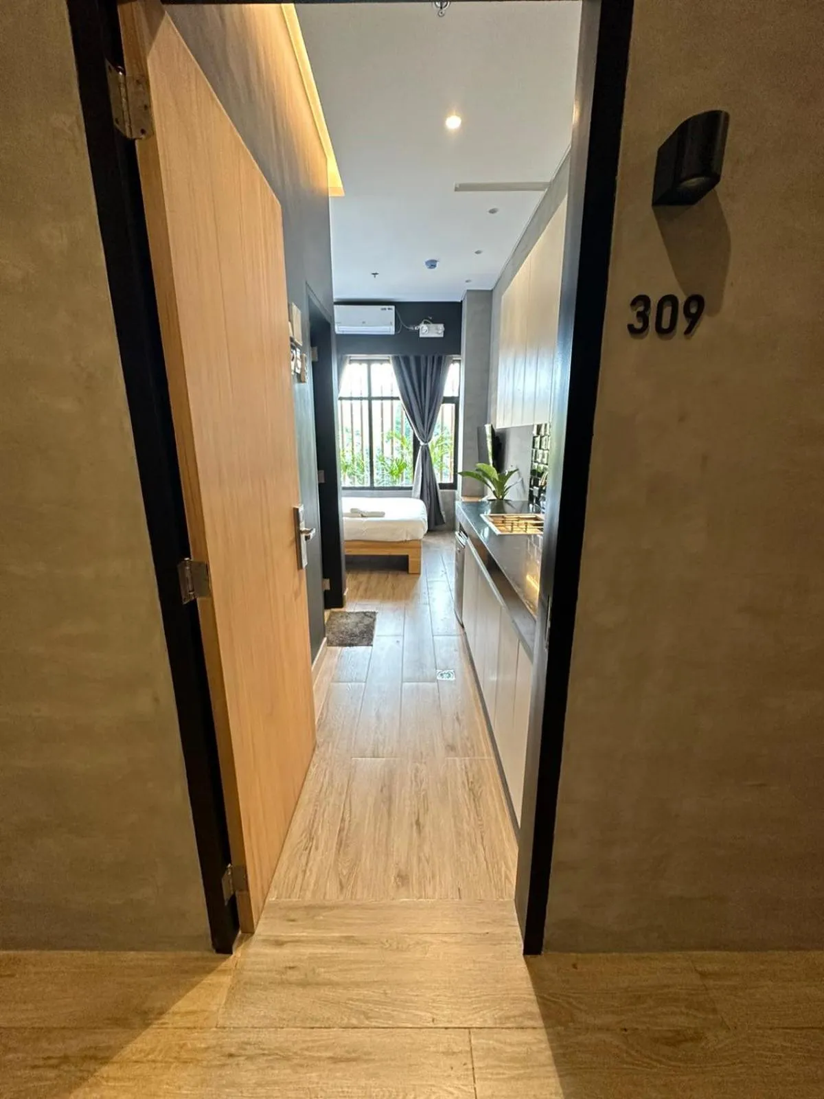 Caldwell Boutique Hotel