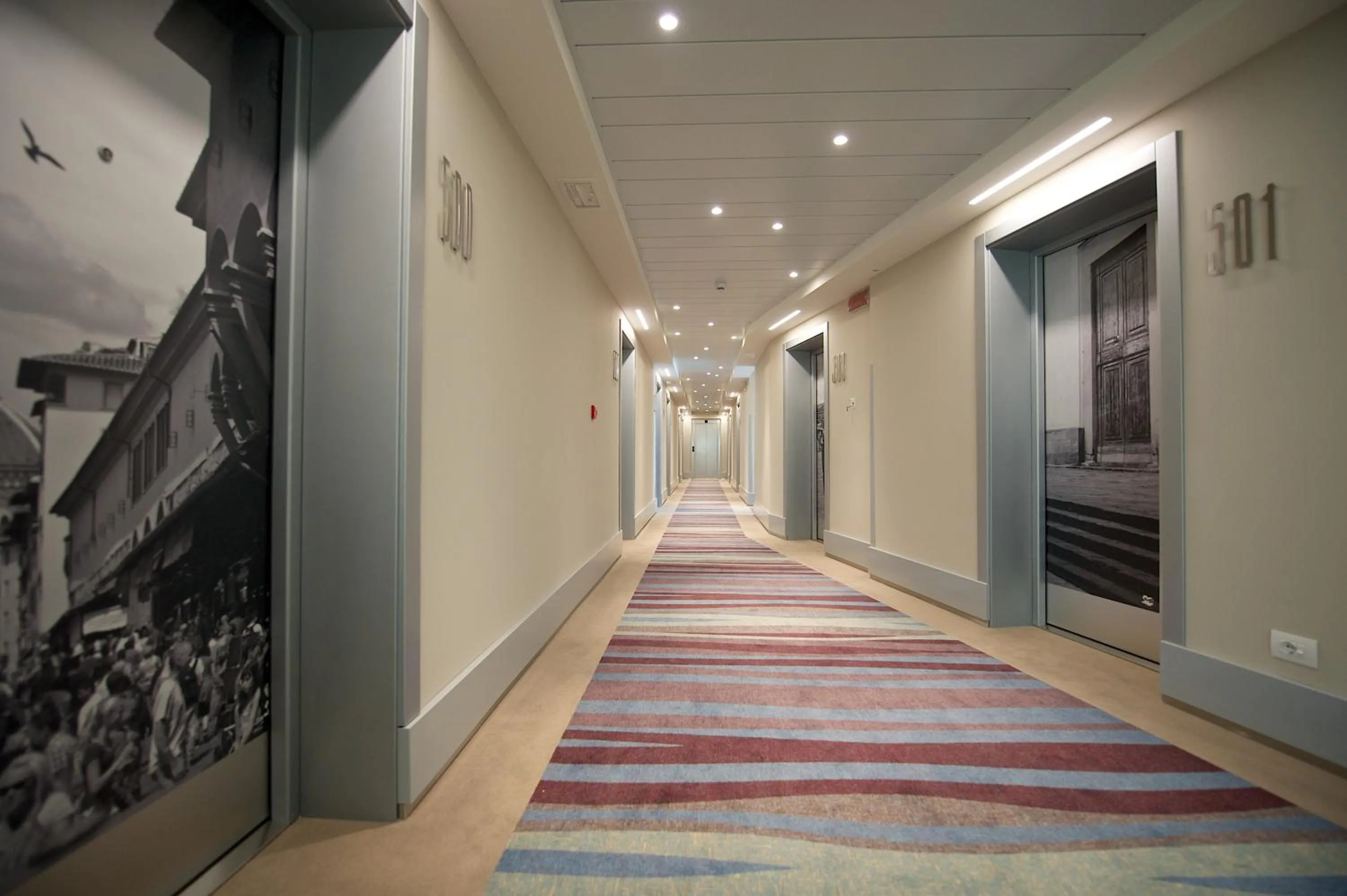 Decorative detail in Mercure Firenze Centro