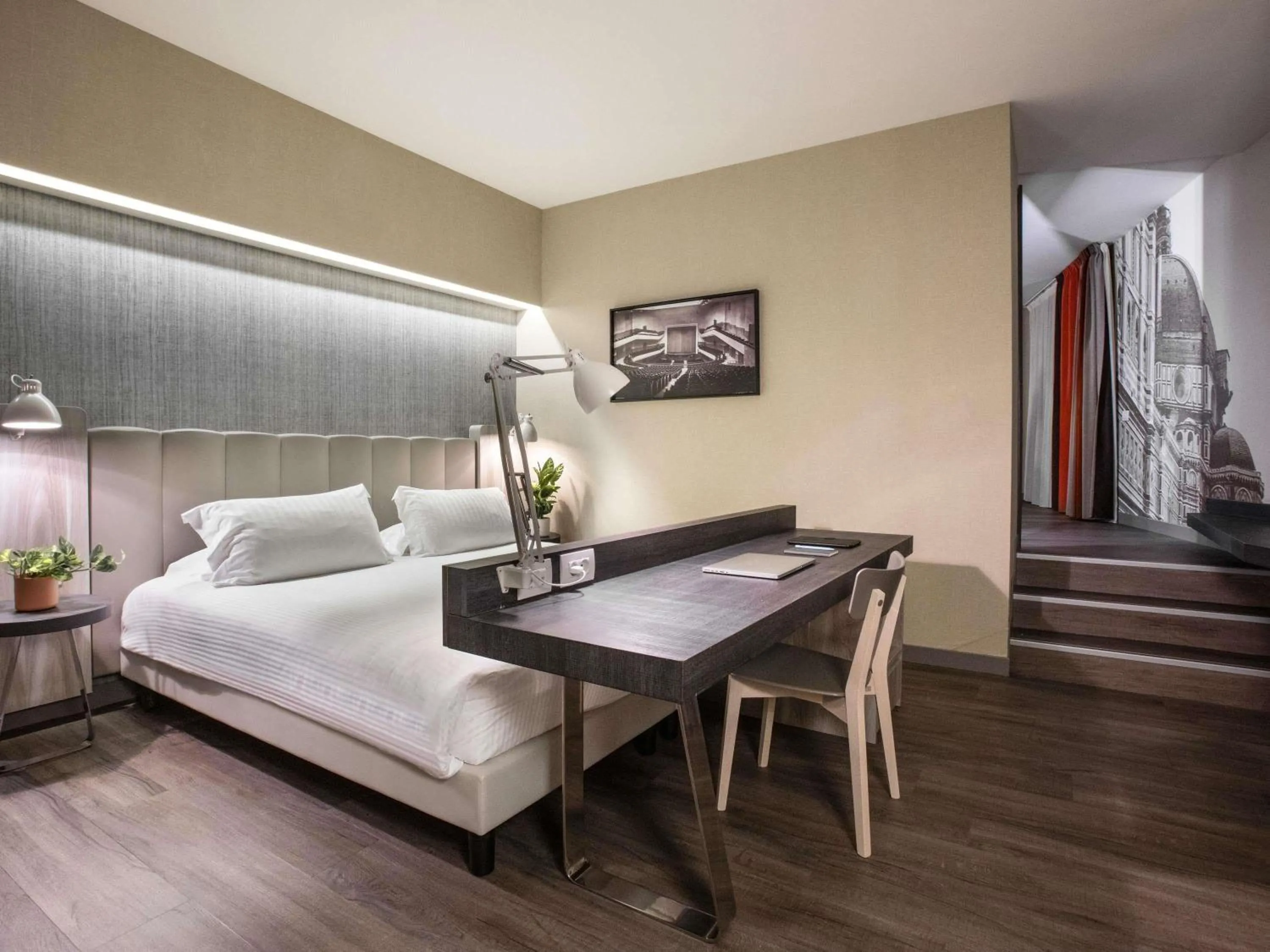 Bedroom, Bed in Mercure Firenze Centro