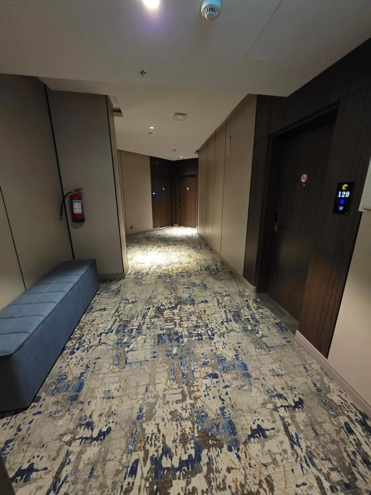 elevator in Sedra Global Hotel, Madinah