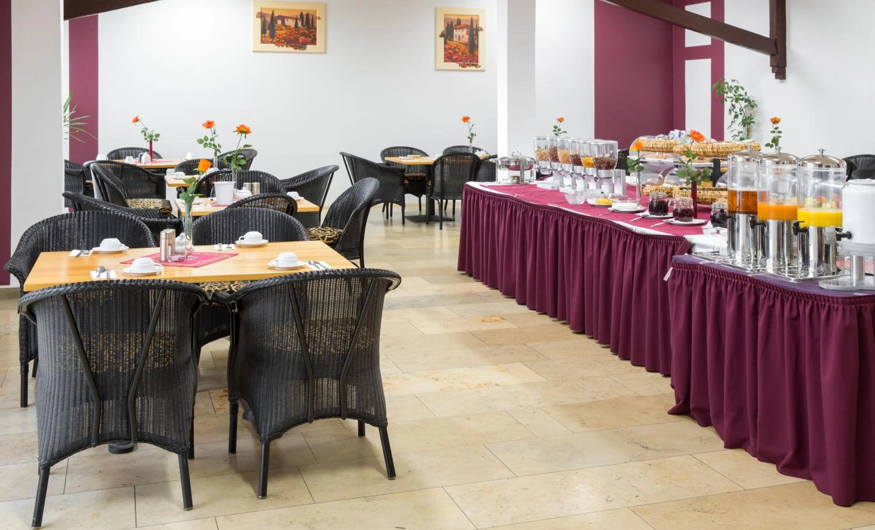 Restaurant/places to eat in Hotel Alte Fabrik