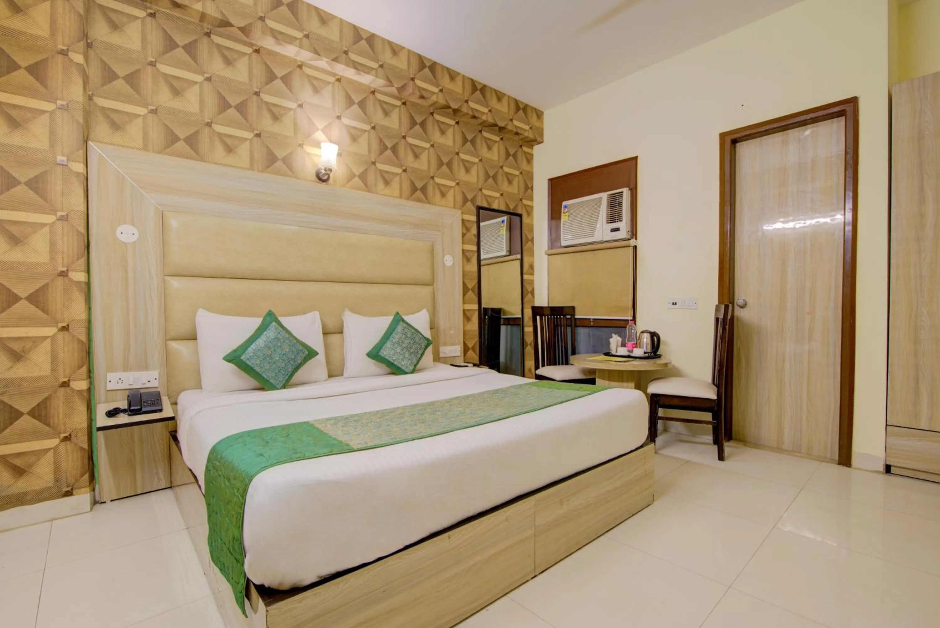 Bed in Smart Signature Hotel