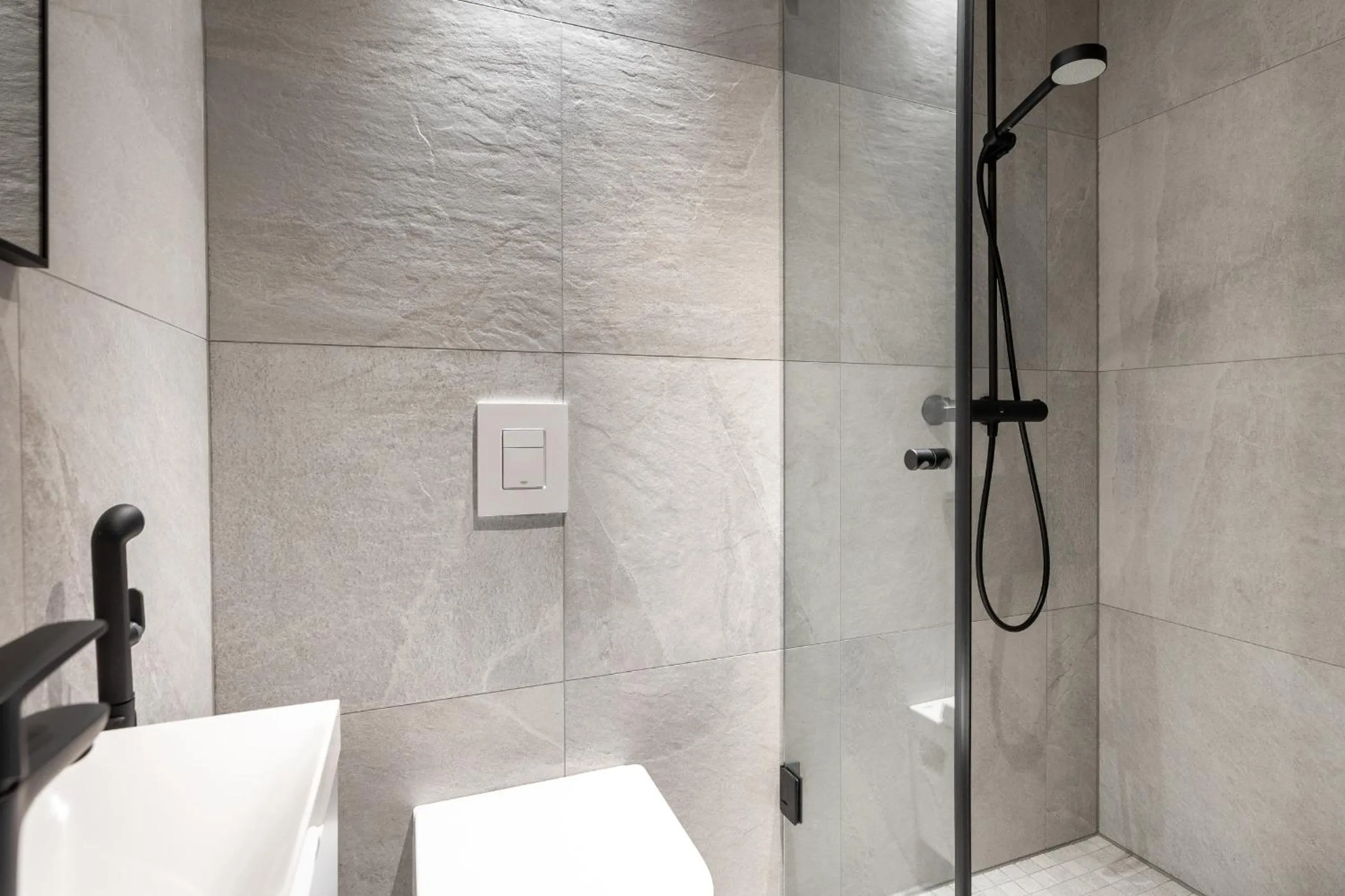 Bathroom in Santa's Hotel Rakka