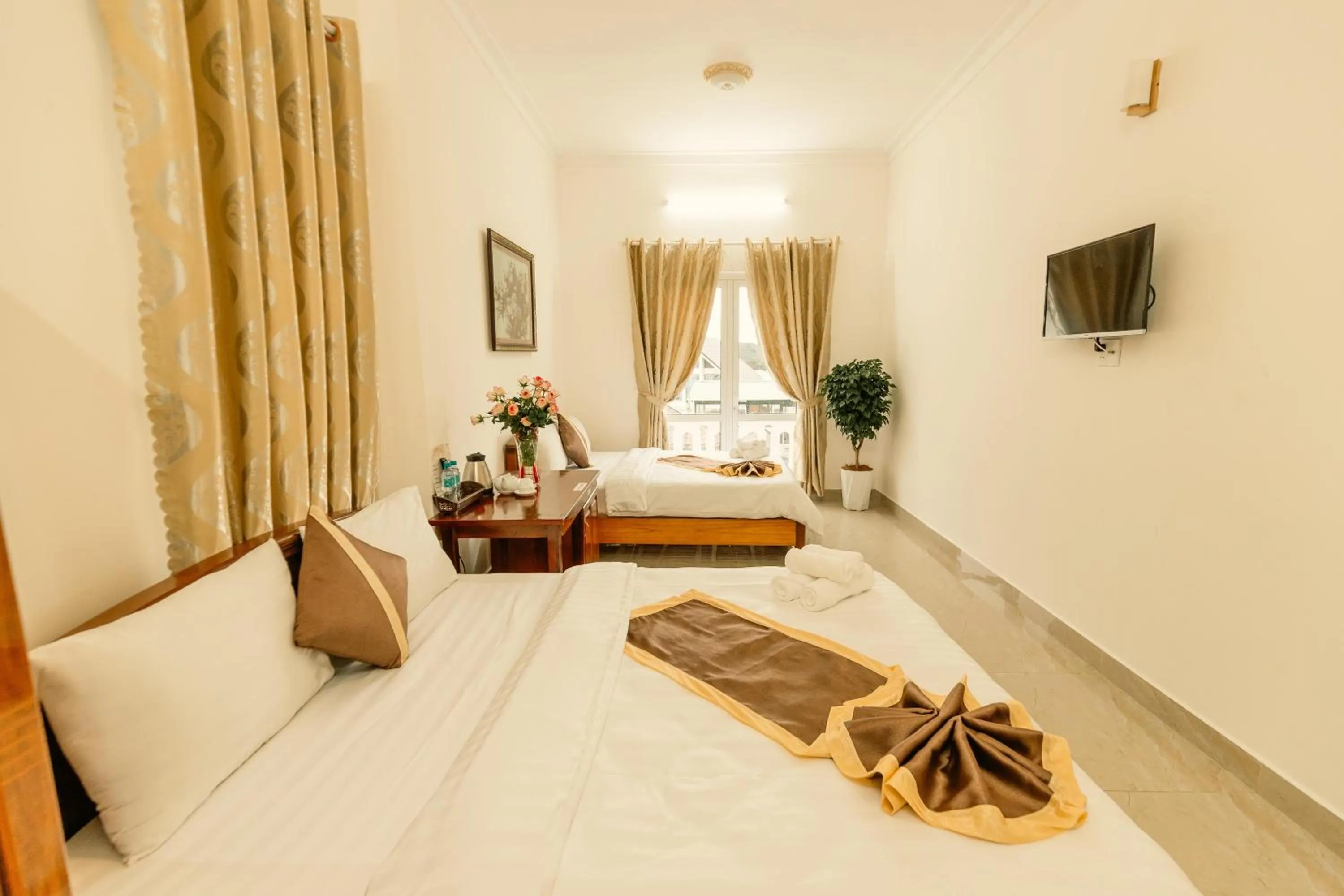 Bed in Lê Mùi Hotel - Apartment