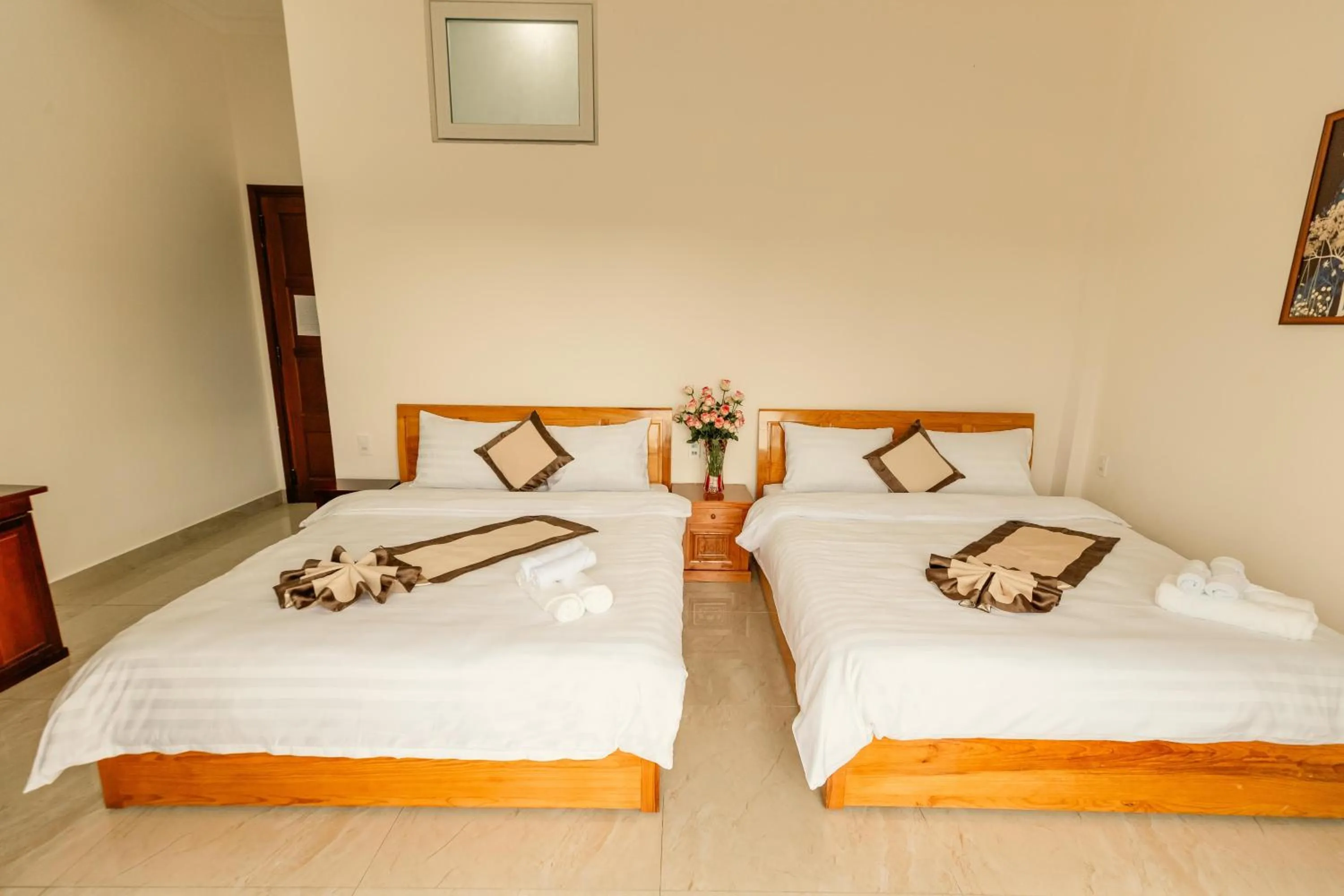 Bed in Lê Mùi Hotel - Apartment