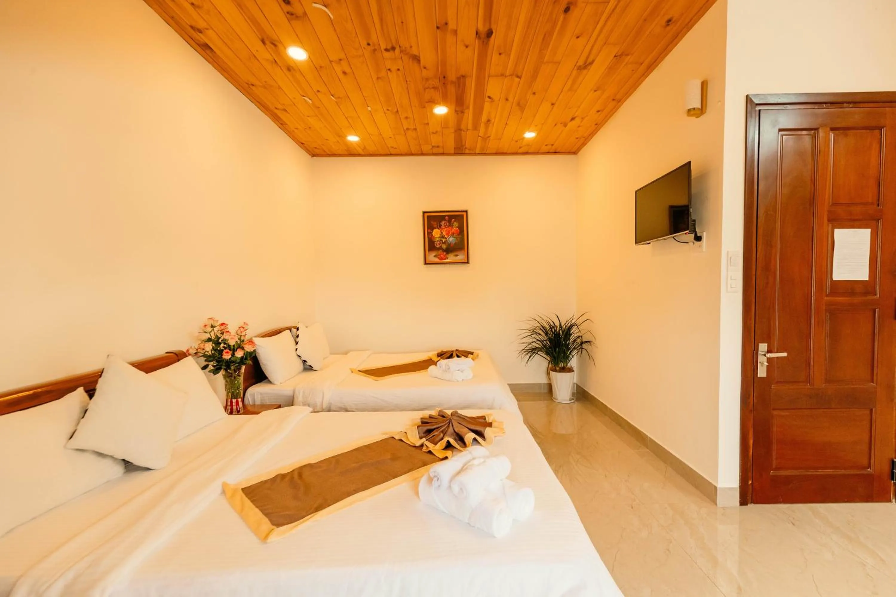 Bed in Lê Mùi Hotel - Apartment