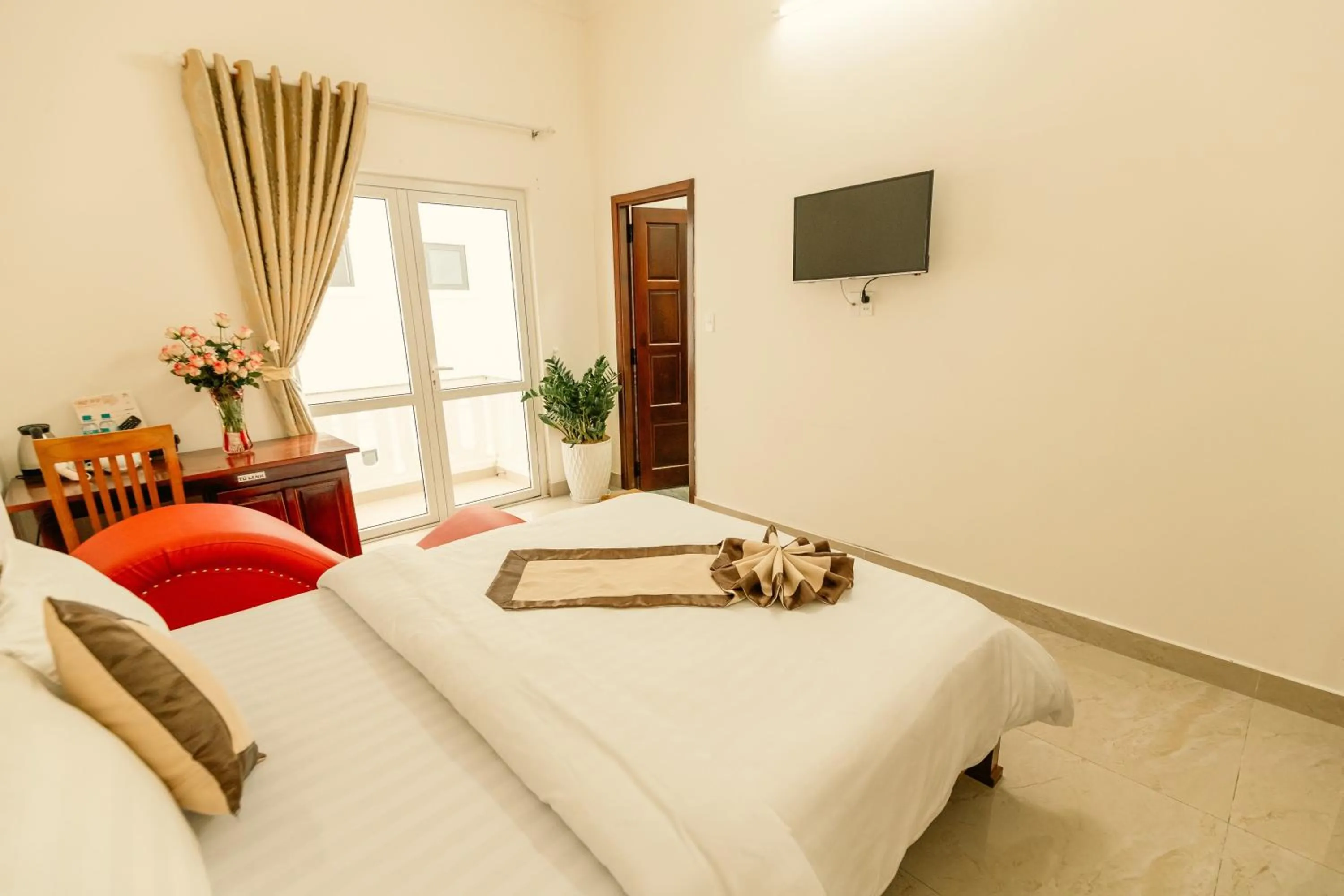 Bed in Lê Mùi Hotel - Apartment