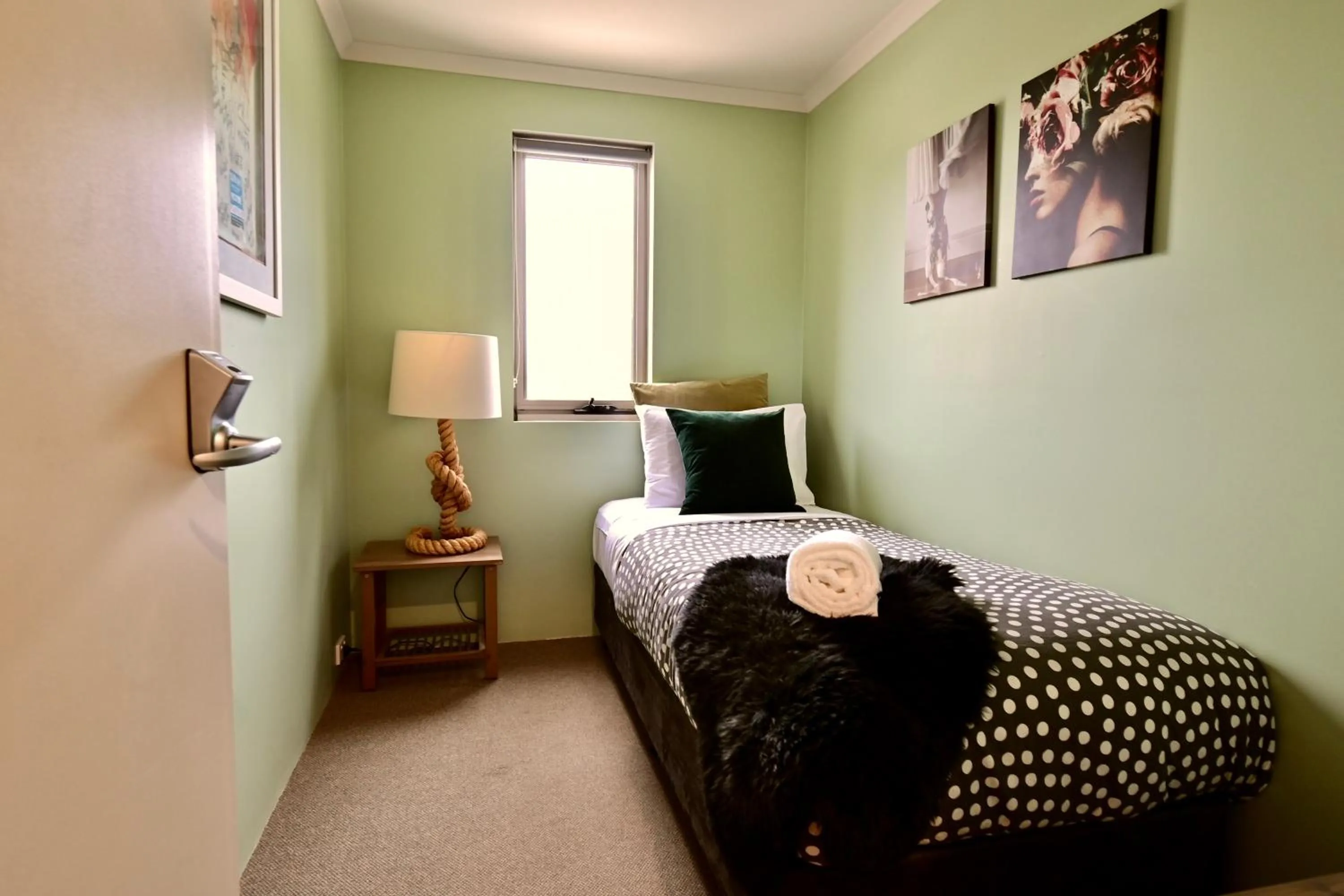 Bed in Sow and Piglets Guesthouse