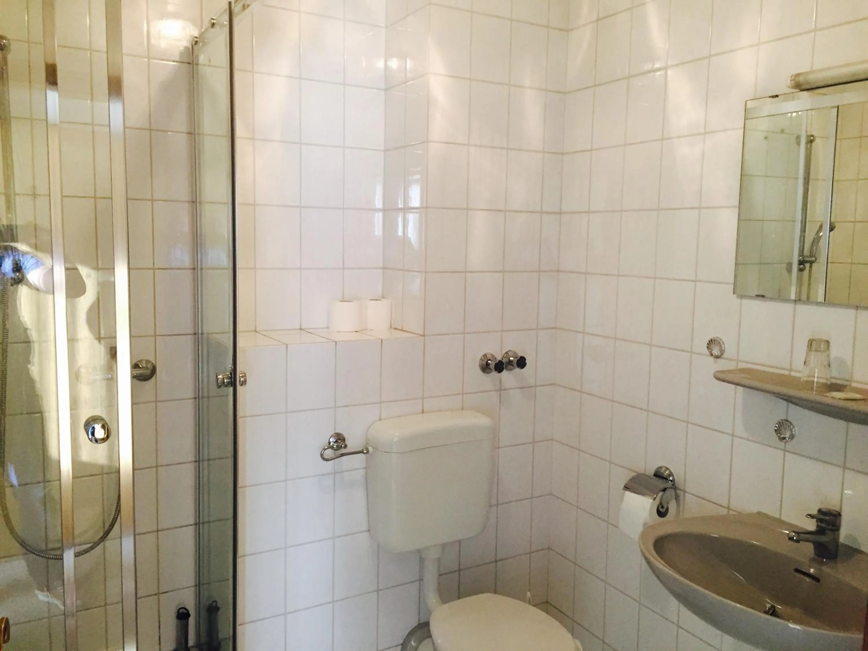 Bathroom in Hotel Restaurant Mirena