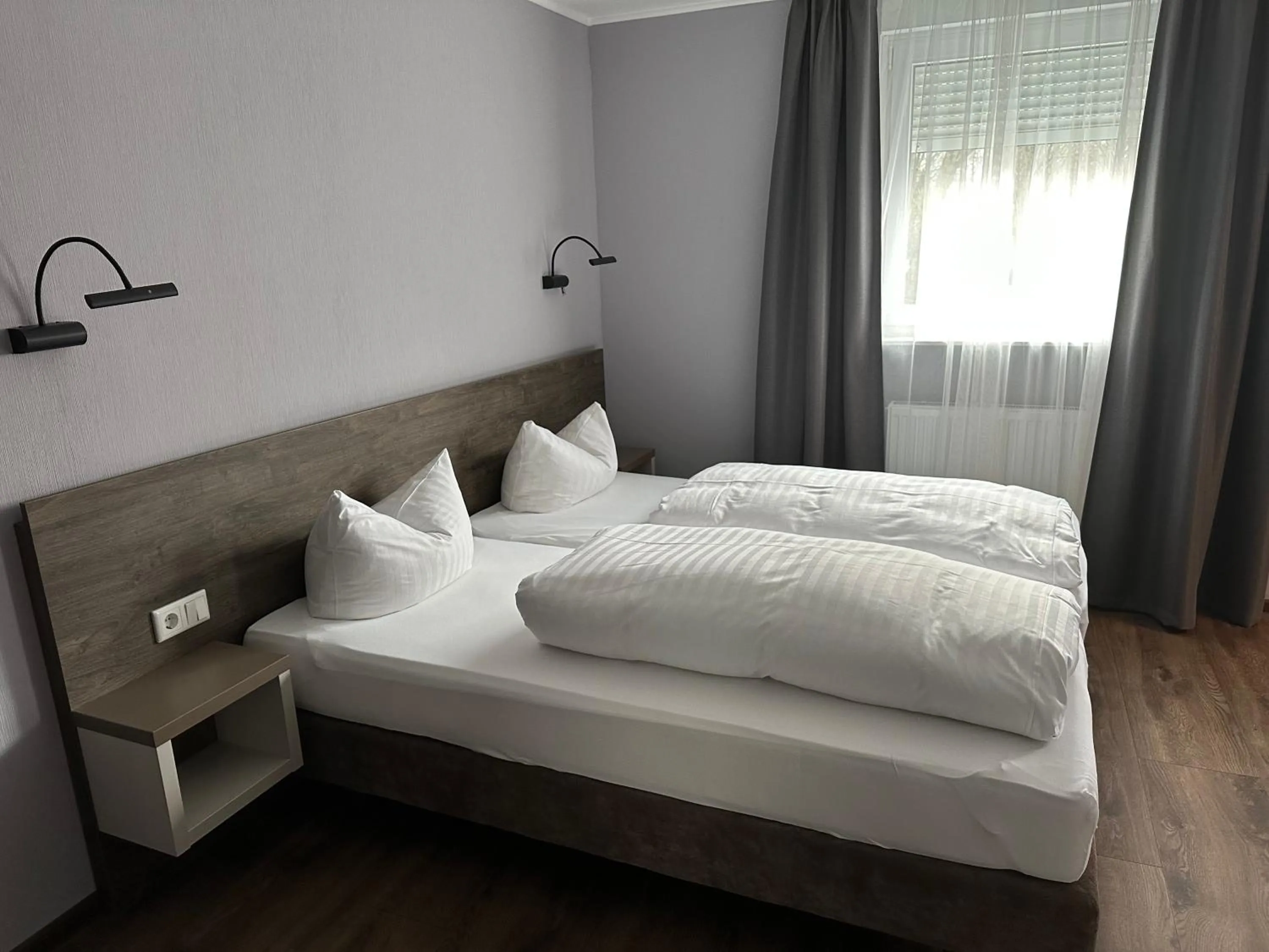 Bed in Hotel Restaurant Mirena