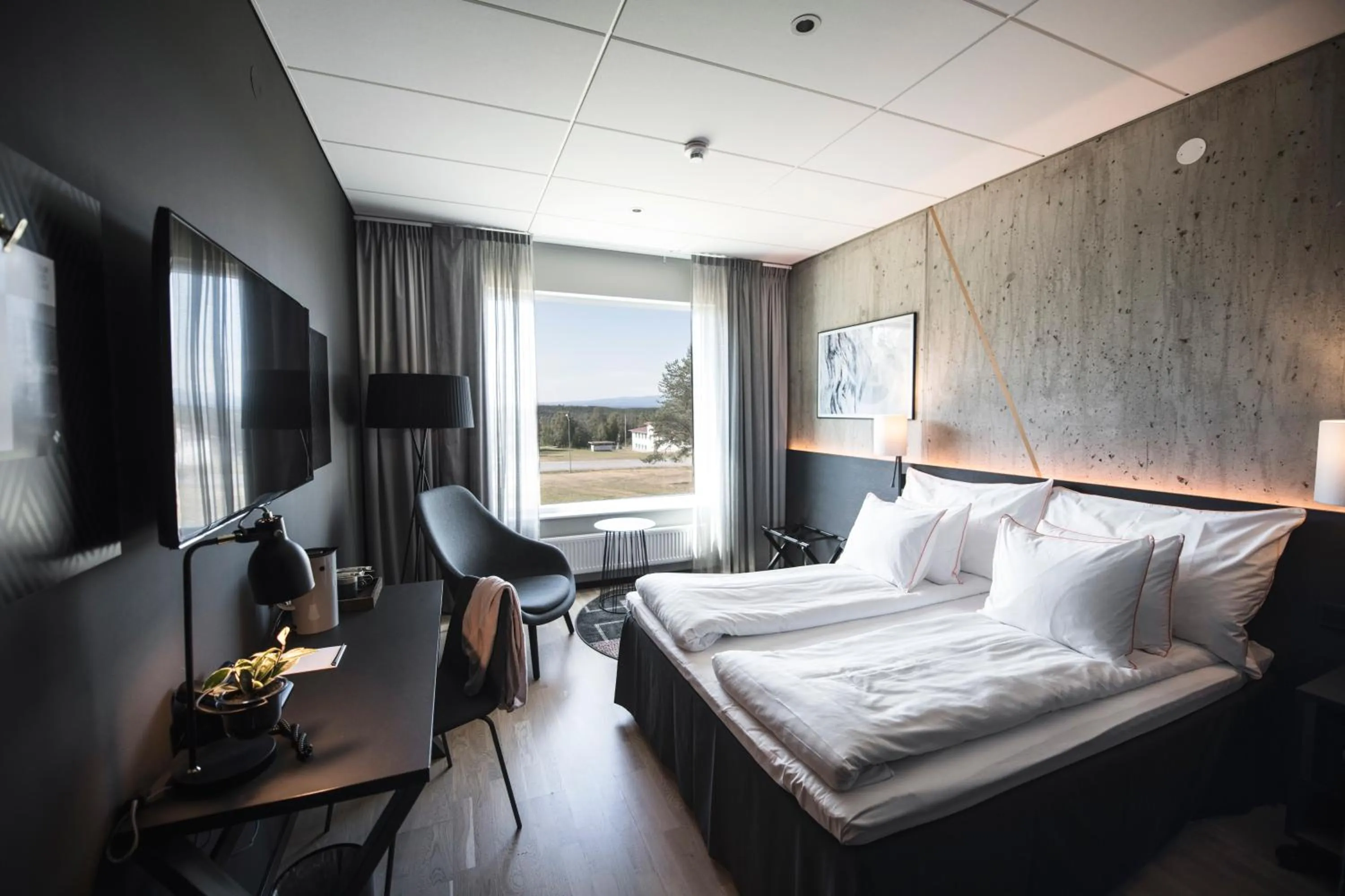 Property building, Bed in Frösö Park Hotel