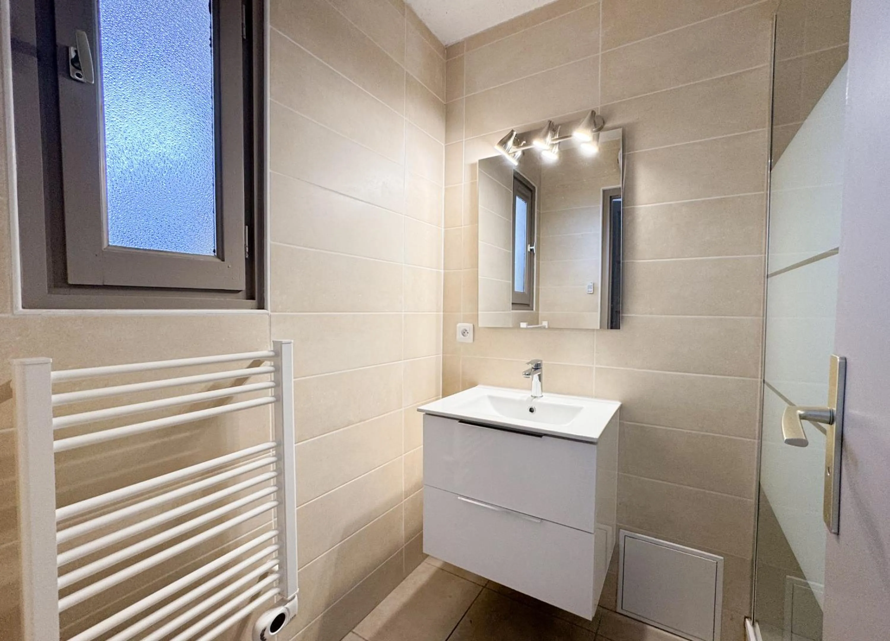 Bathroom in Malibu Village