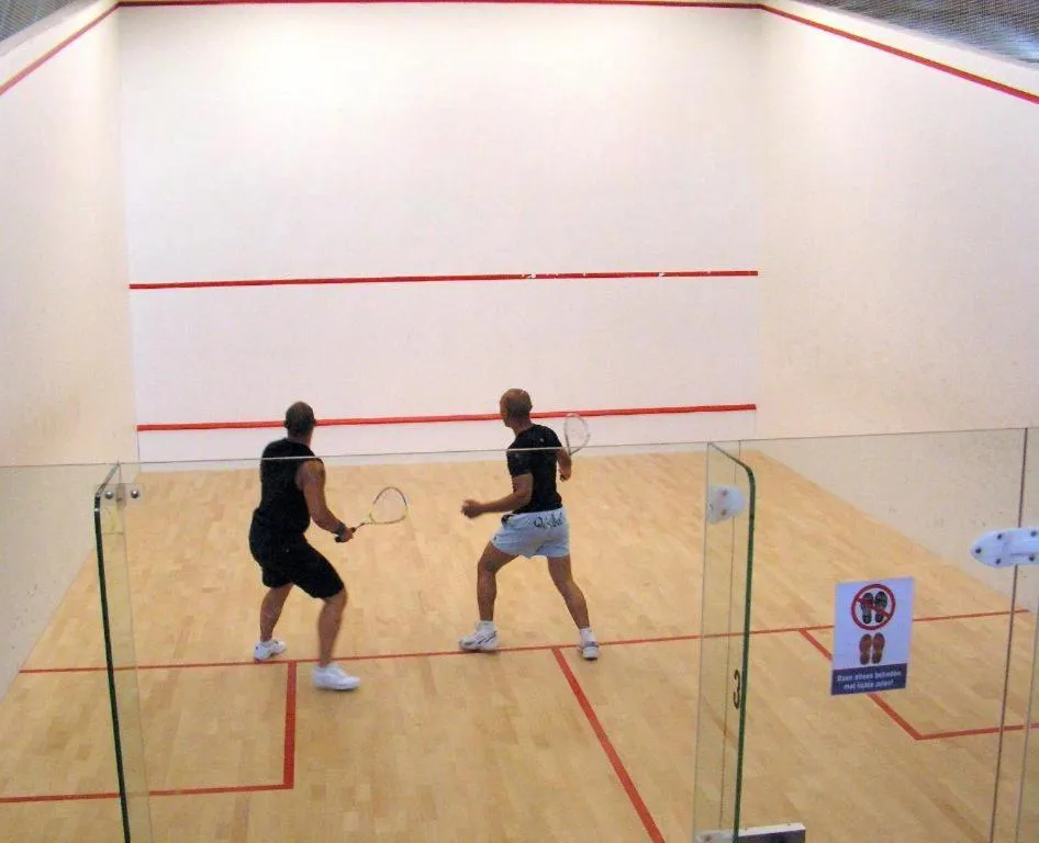 Squash in Malibu Village