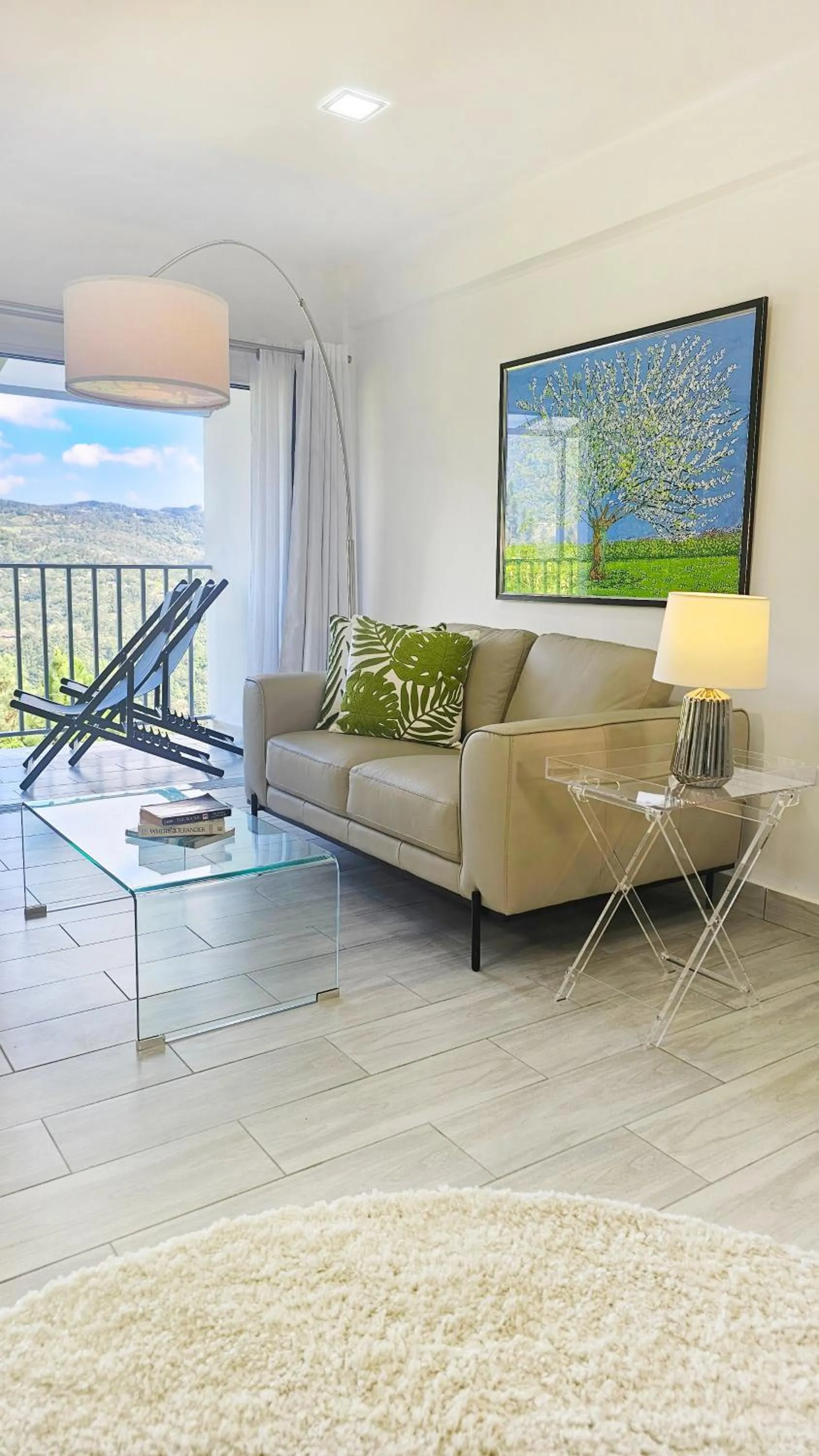 TV and multimedia in Casa Reina by Villa Alejandro