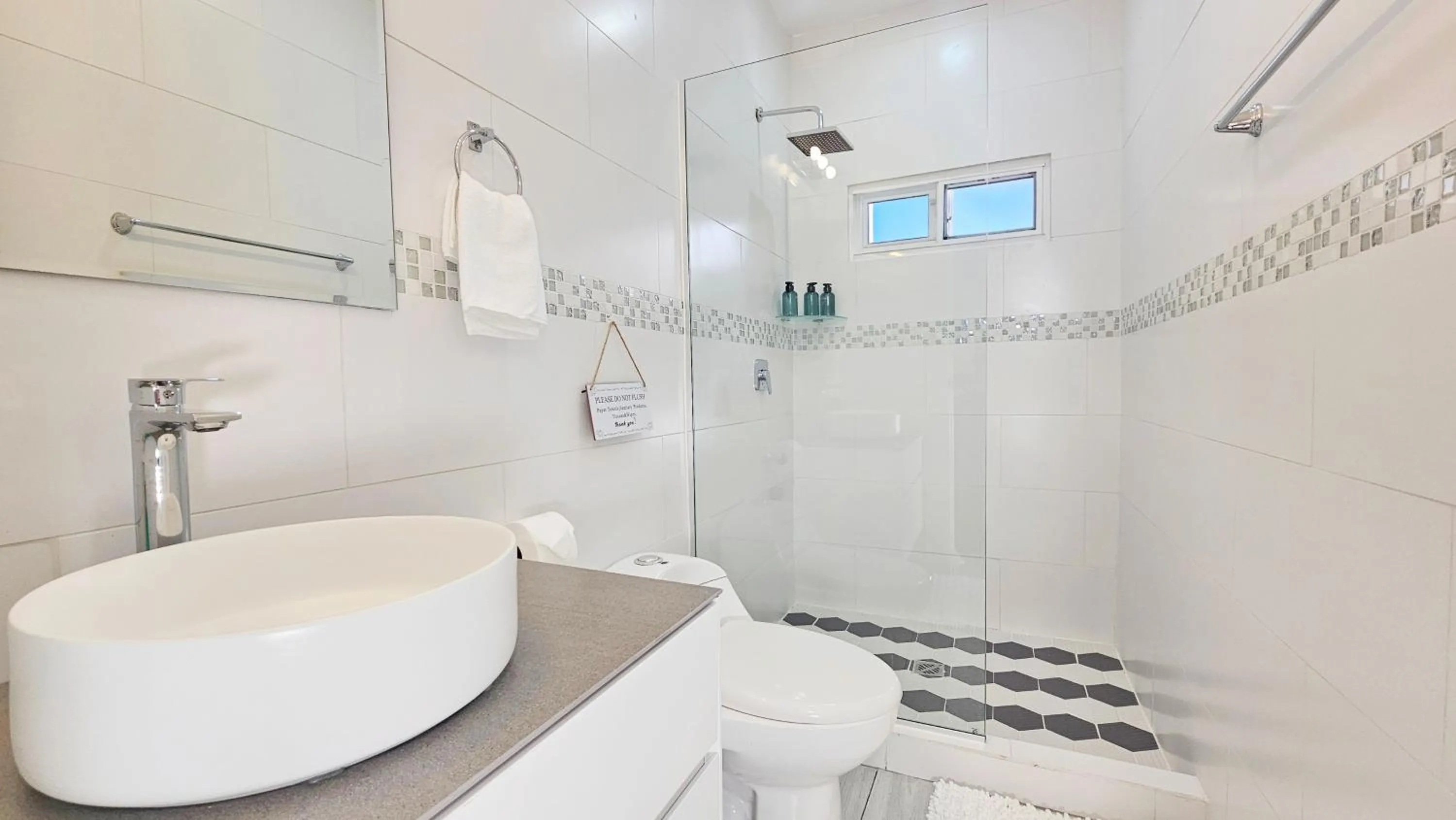 Bathroom in Casa Reina by Villa Alejandro