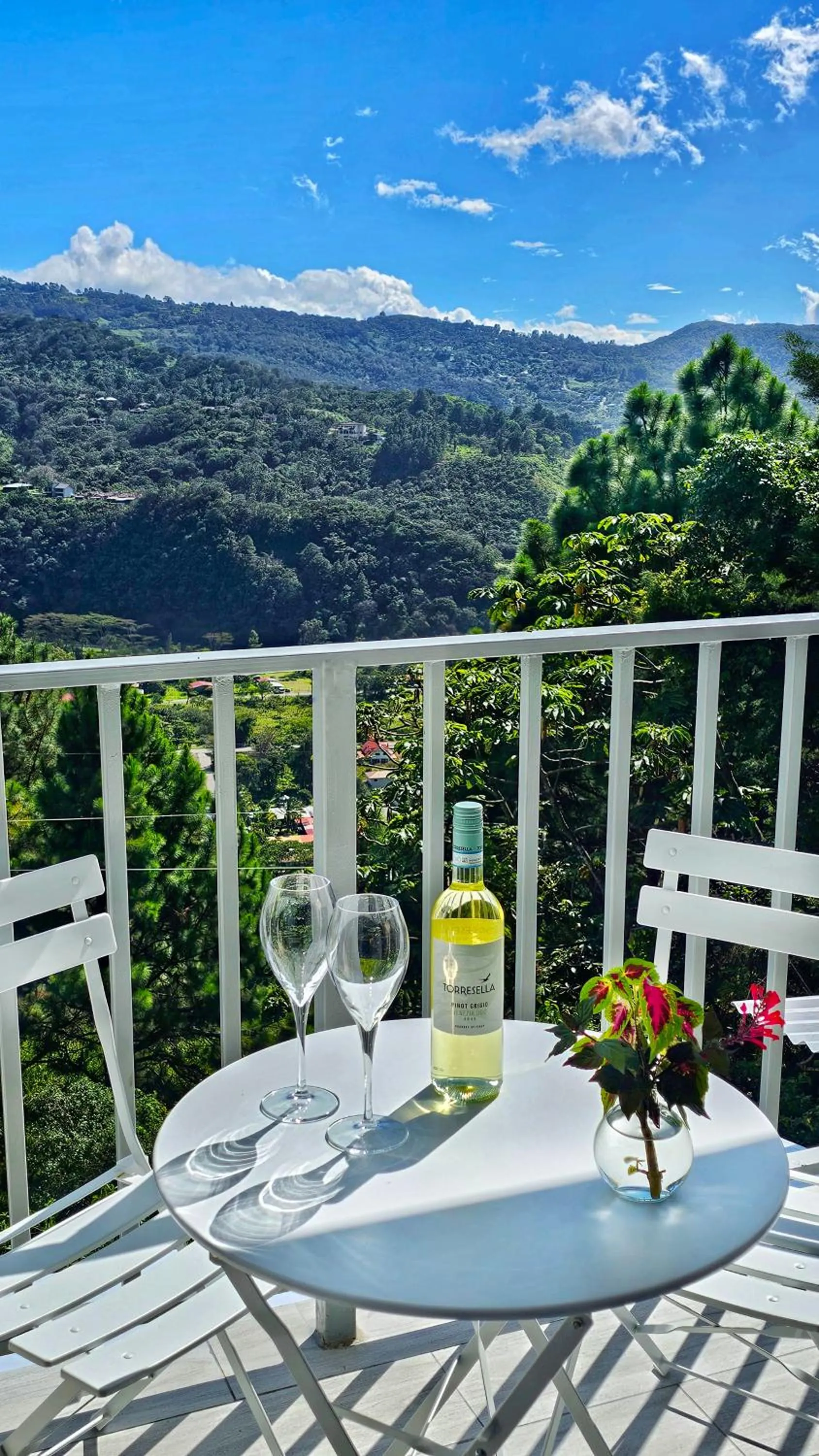 Natural landscape in Casa Reina by Villa Alejandro