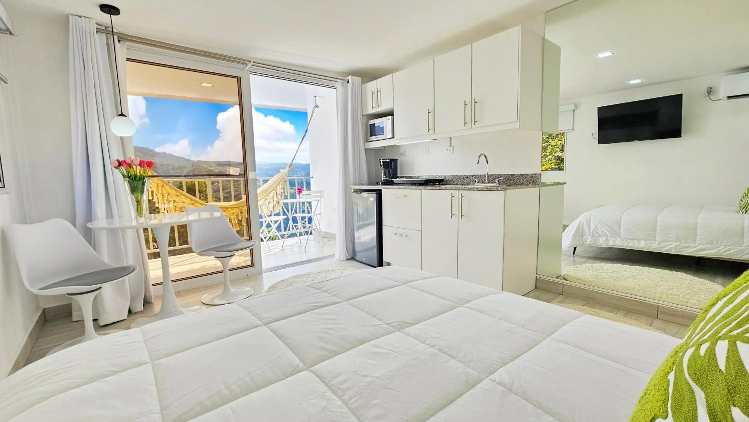 Deluxe Queen Studio in Casa Reina by Villa Alejandro Deluxe Queen Studio in Casa Reina by Villa Alejandro