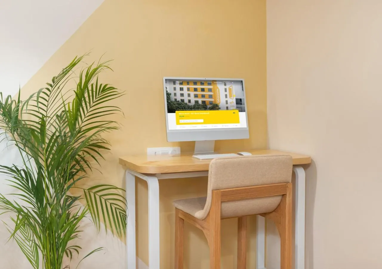 Lobby or reception in Bloom Hotel - DLF Road Gachibowli