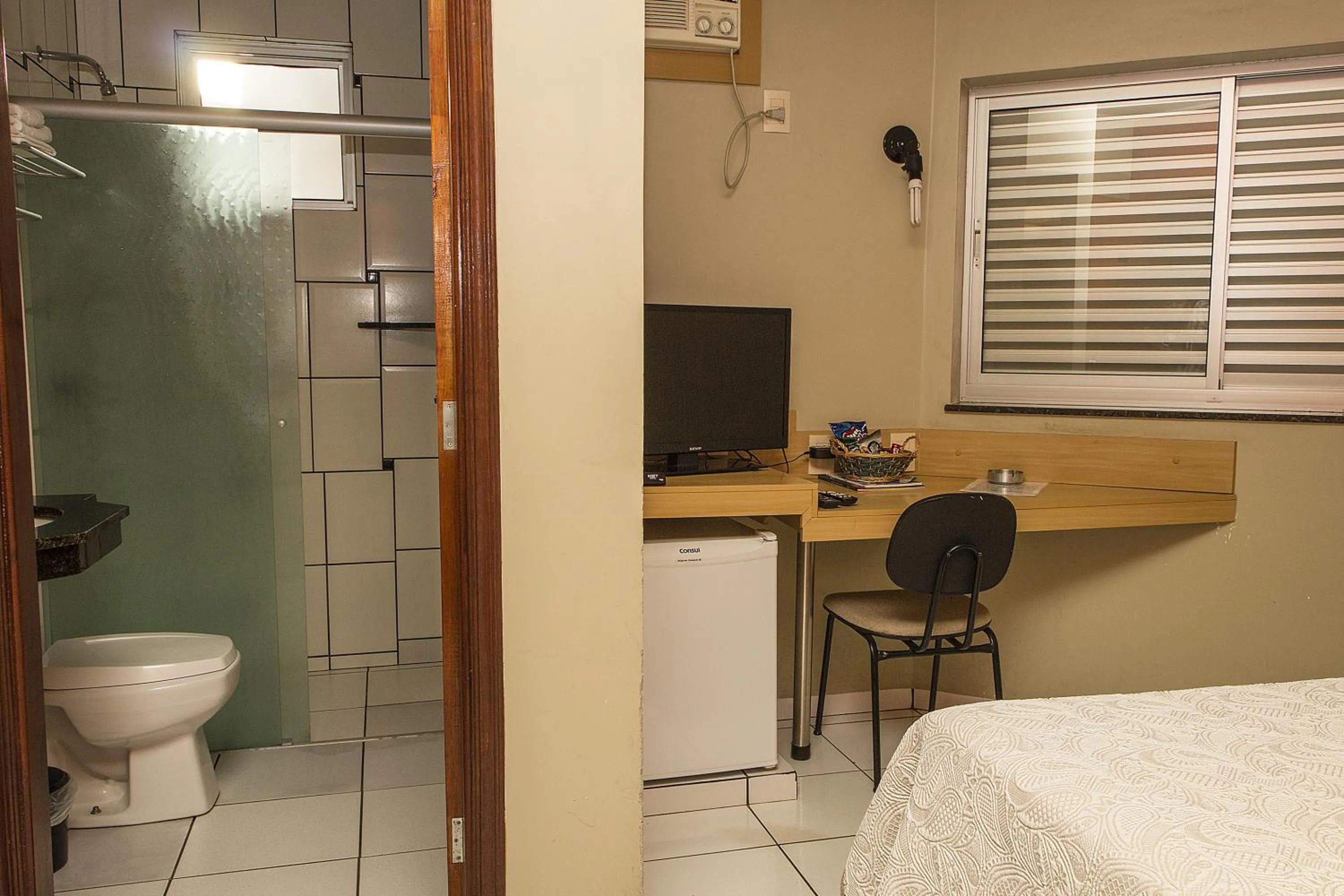 Photo of the whole room in JP Palace Hotel