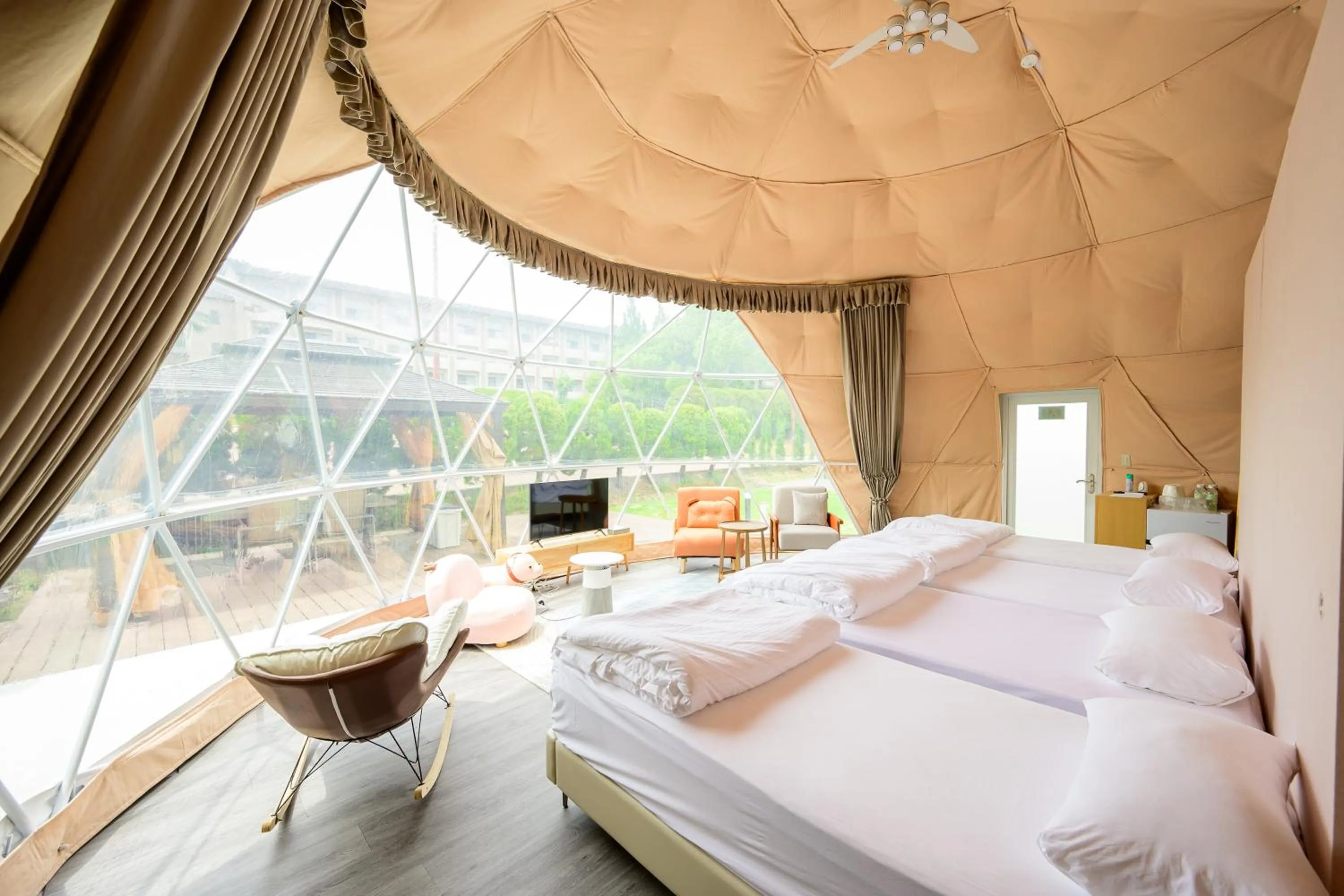 Bed in UE Garden Resort