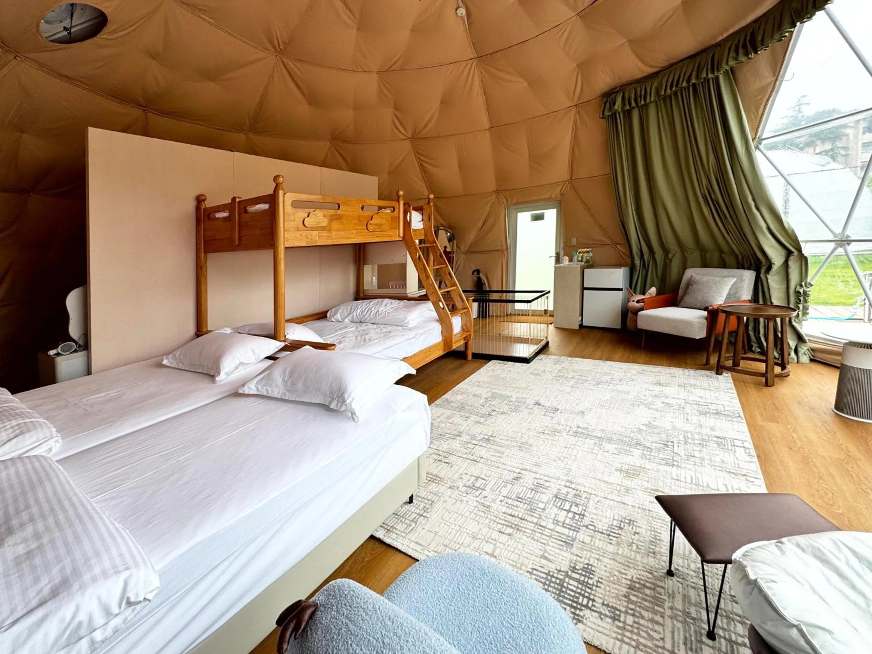 Bed in UE Garden Resort