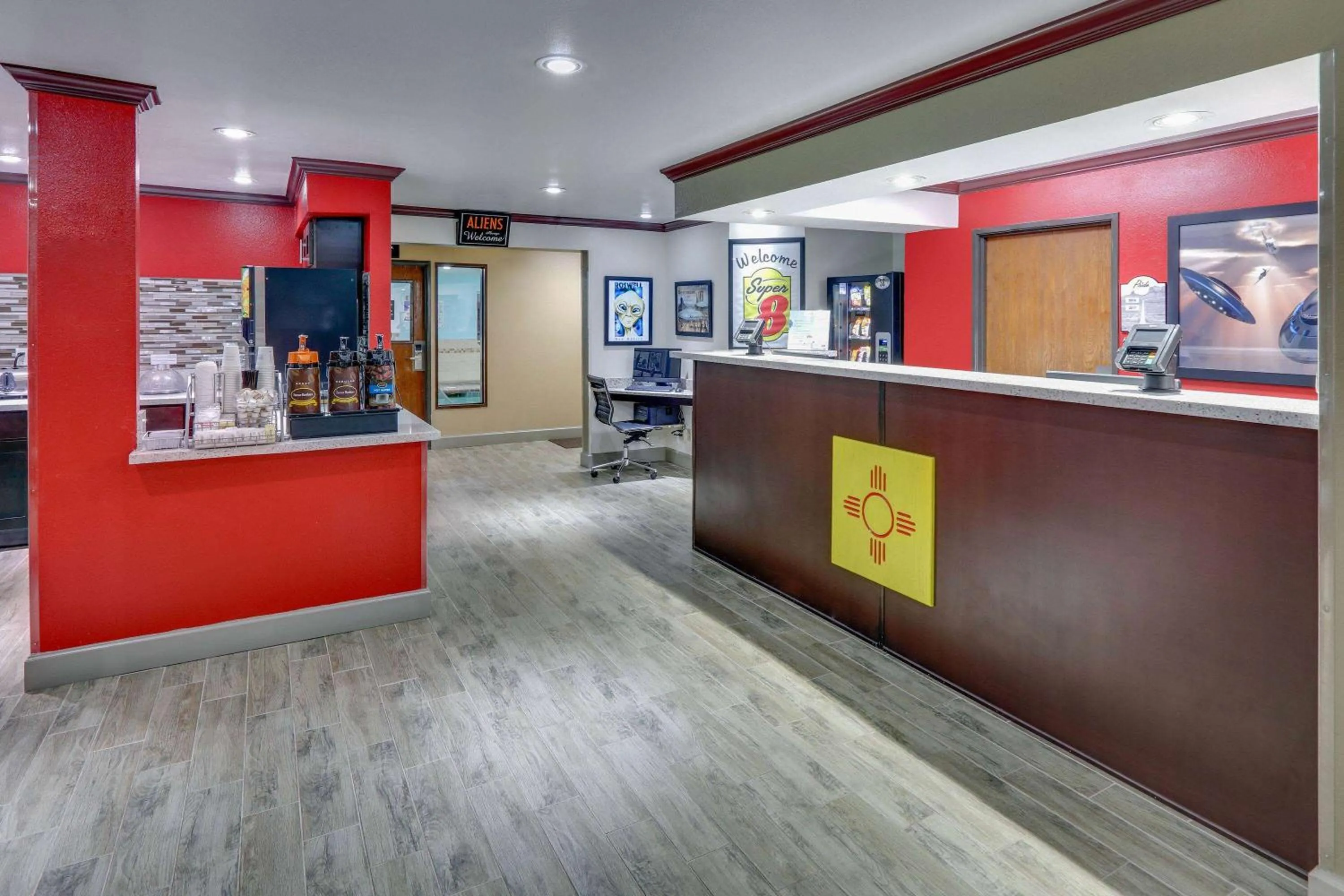 Lobby or reception in Super 8 by Wyndham Roswell
