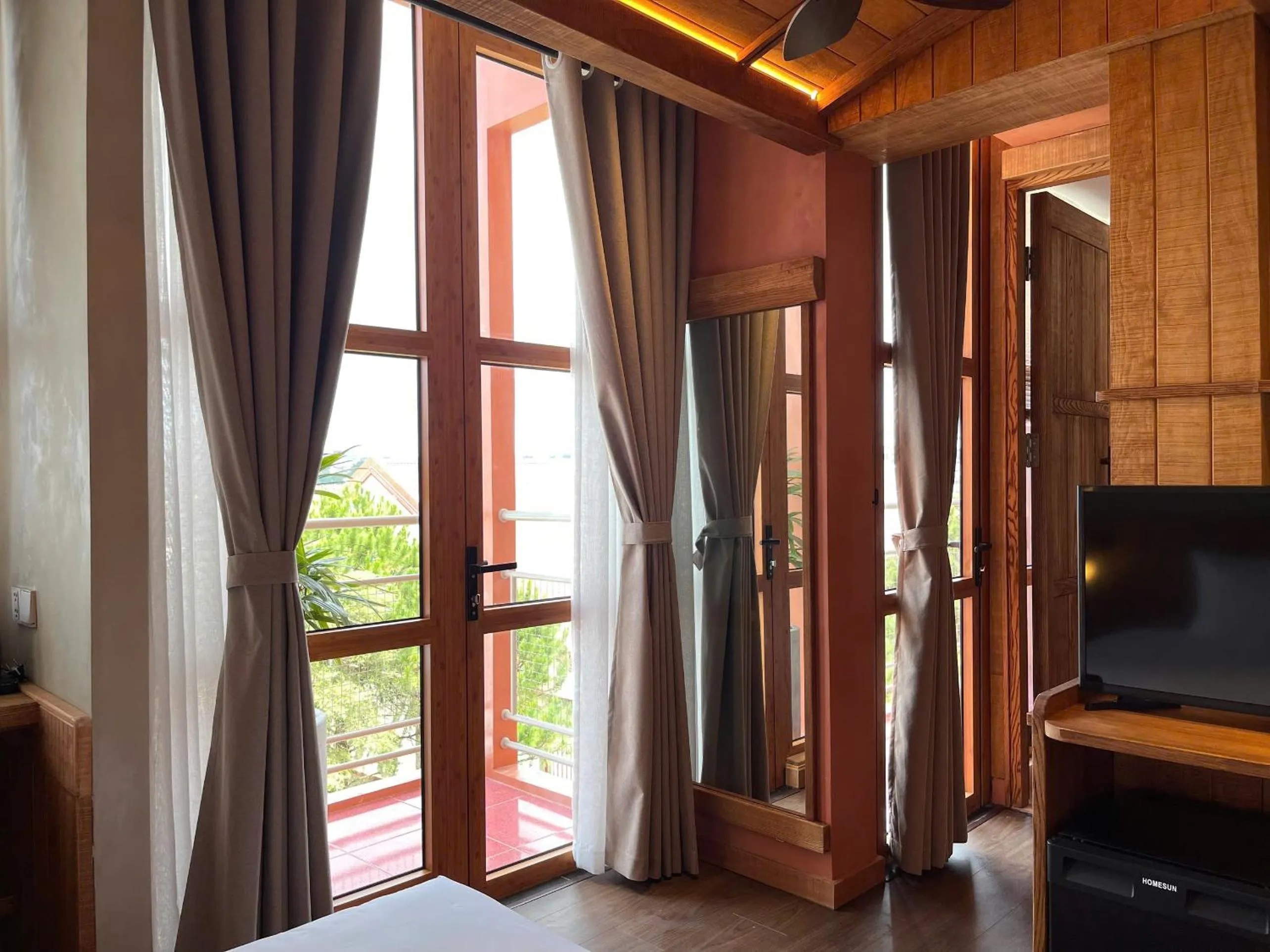 TV and multimedia in The Pink Boutique Hotel