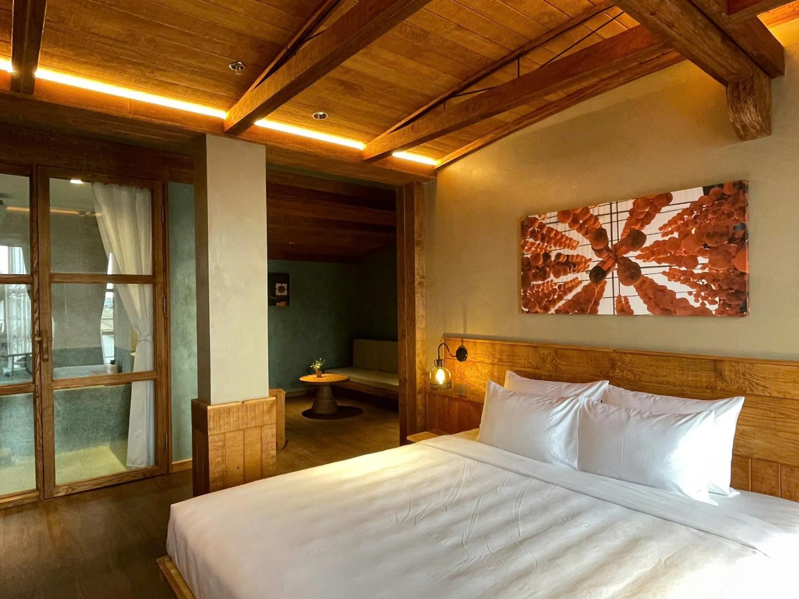 Photo of the whole room, Bed in The Pink Boutique Hotel