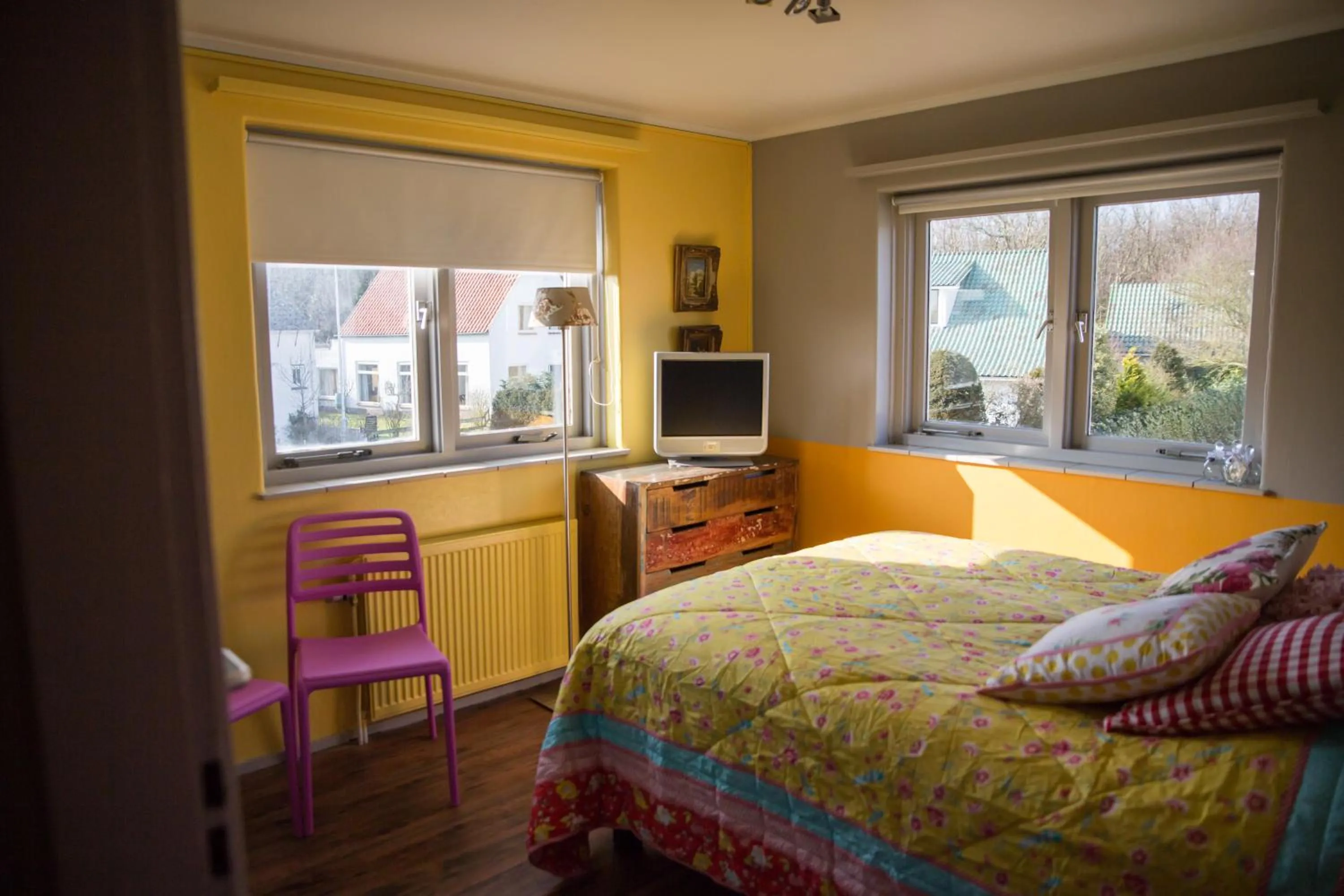 Bed in Hotel Domburg4you