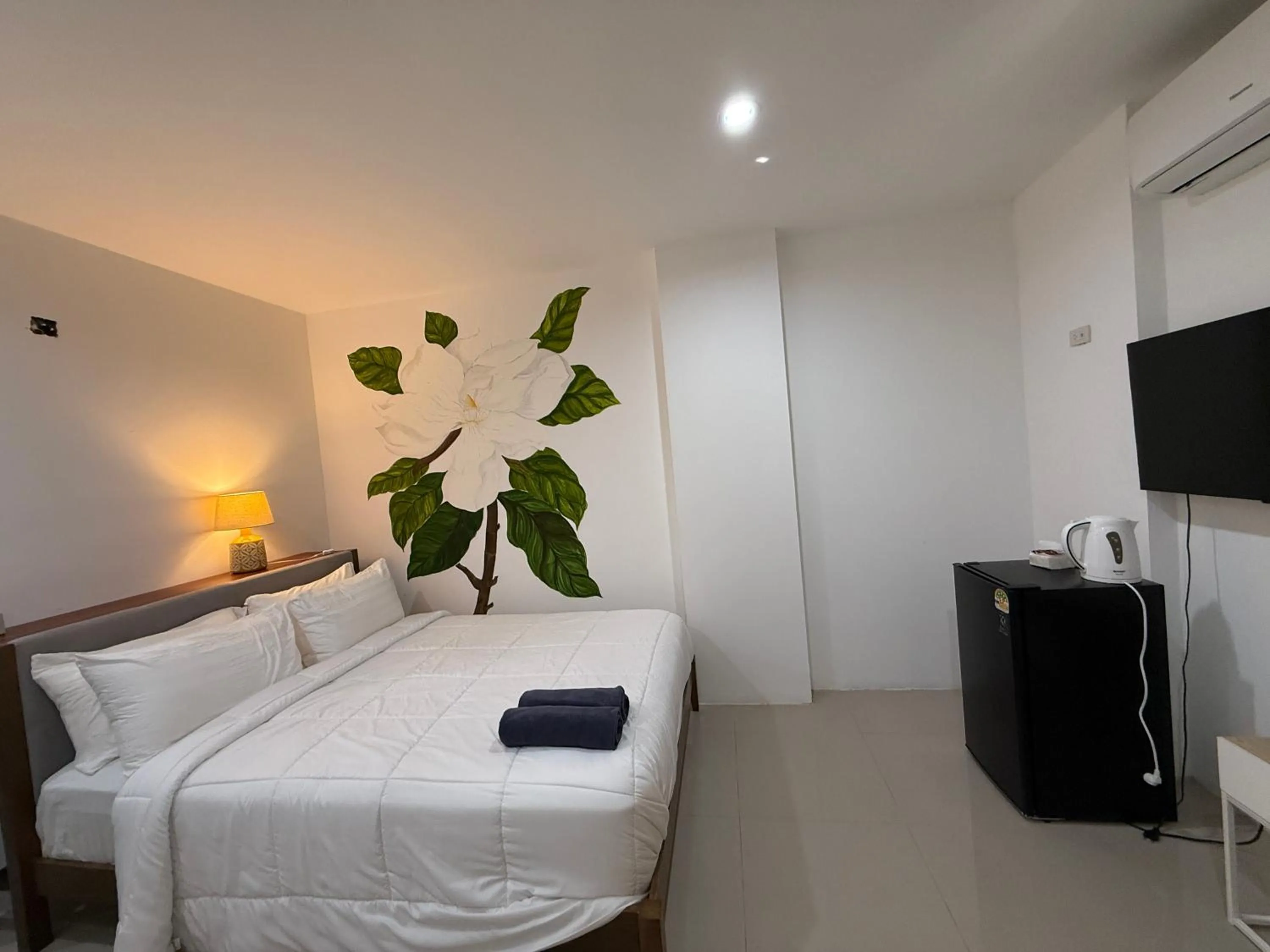 Bed in Five Loaves Beds Patong