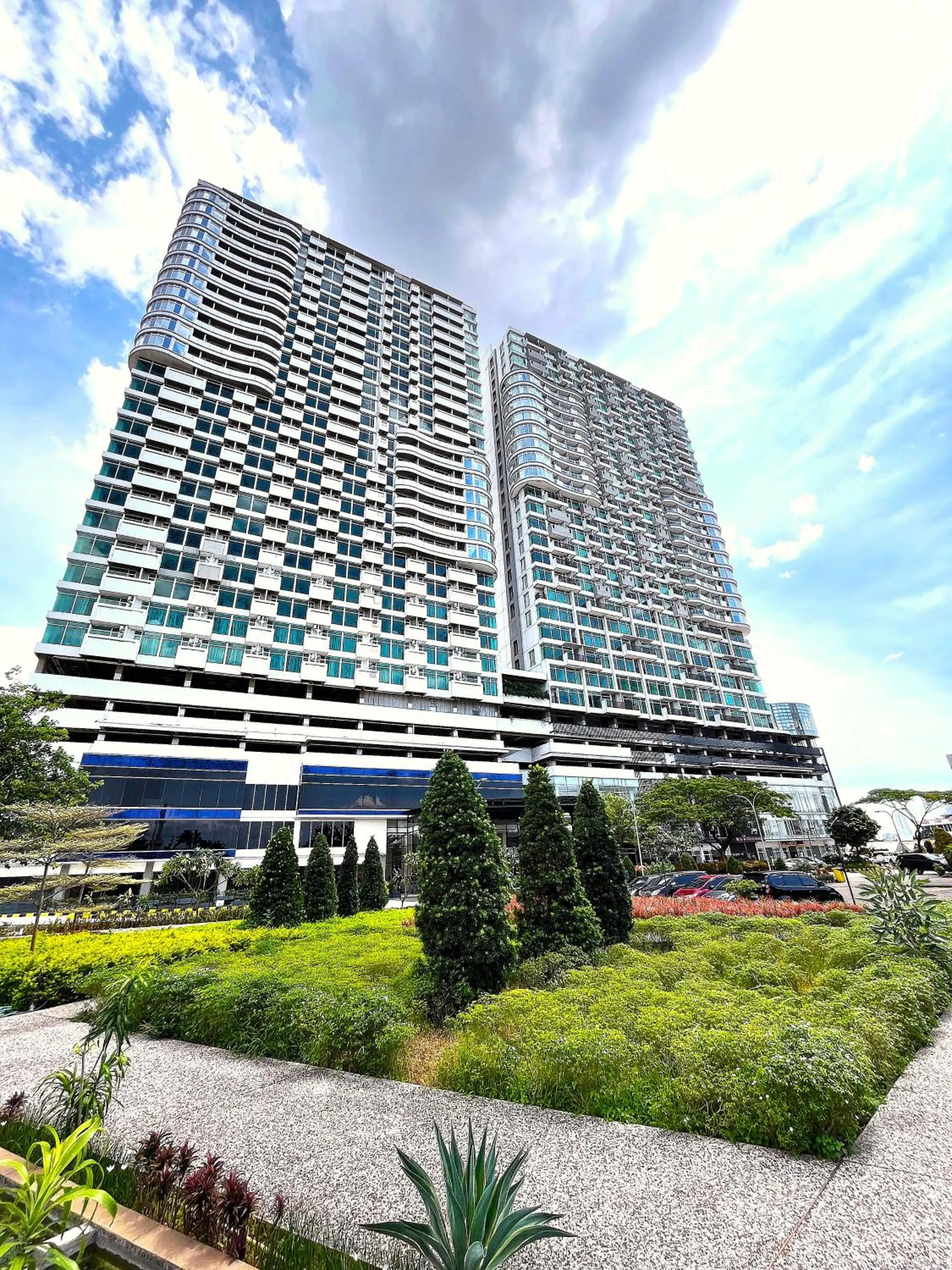 Property building in Howard Johnson By Wyndham Tangerang