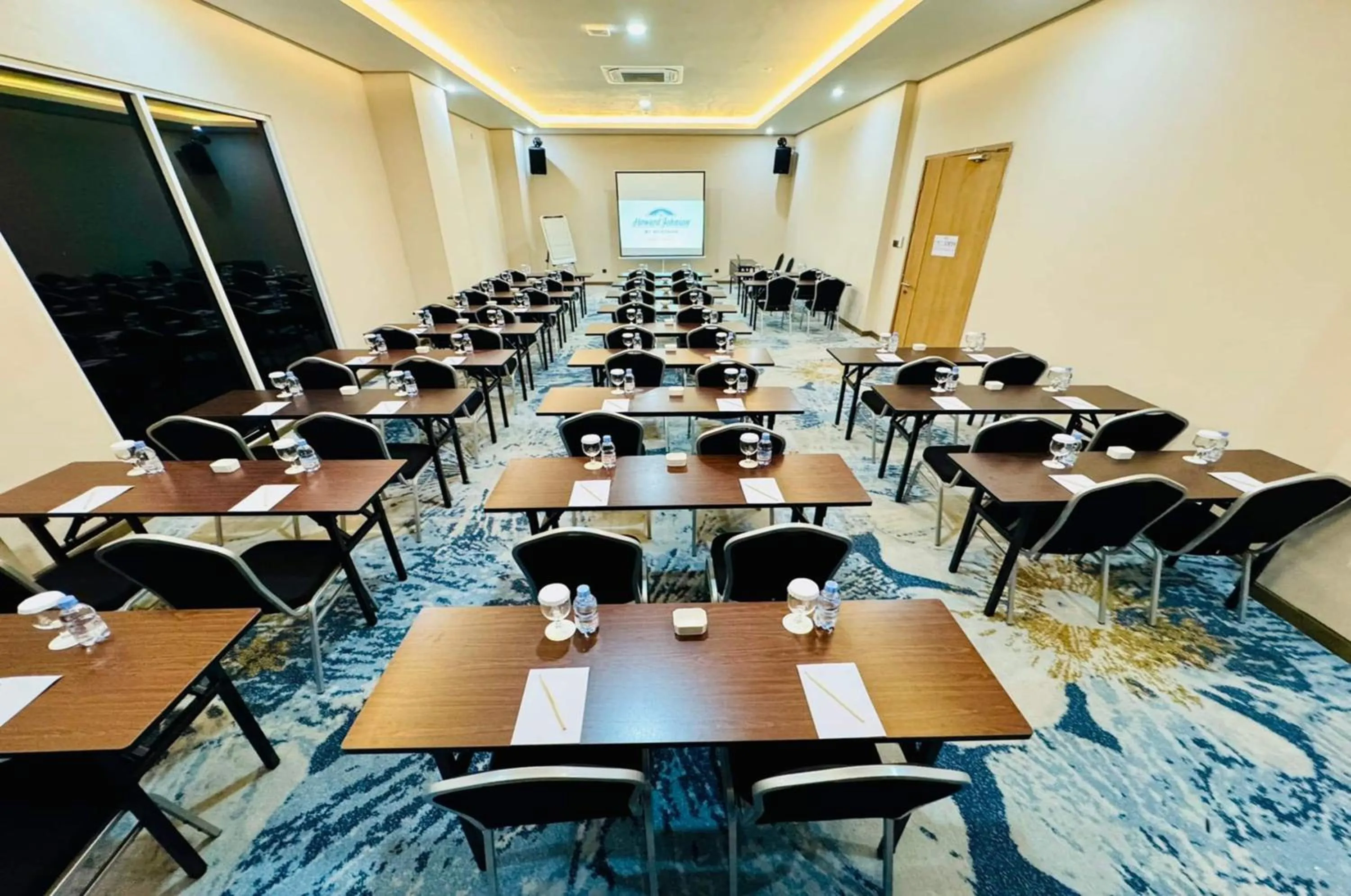 Meeting/conference room in Howard Johnson By Wyndham Tangerang
