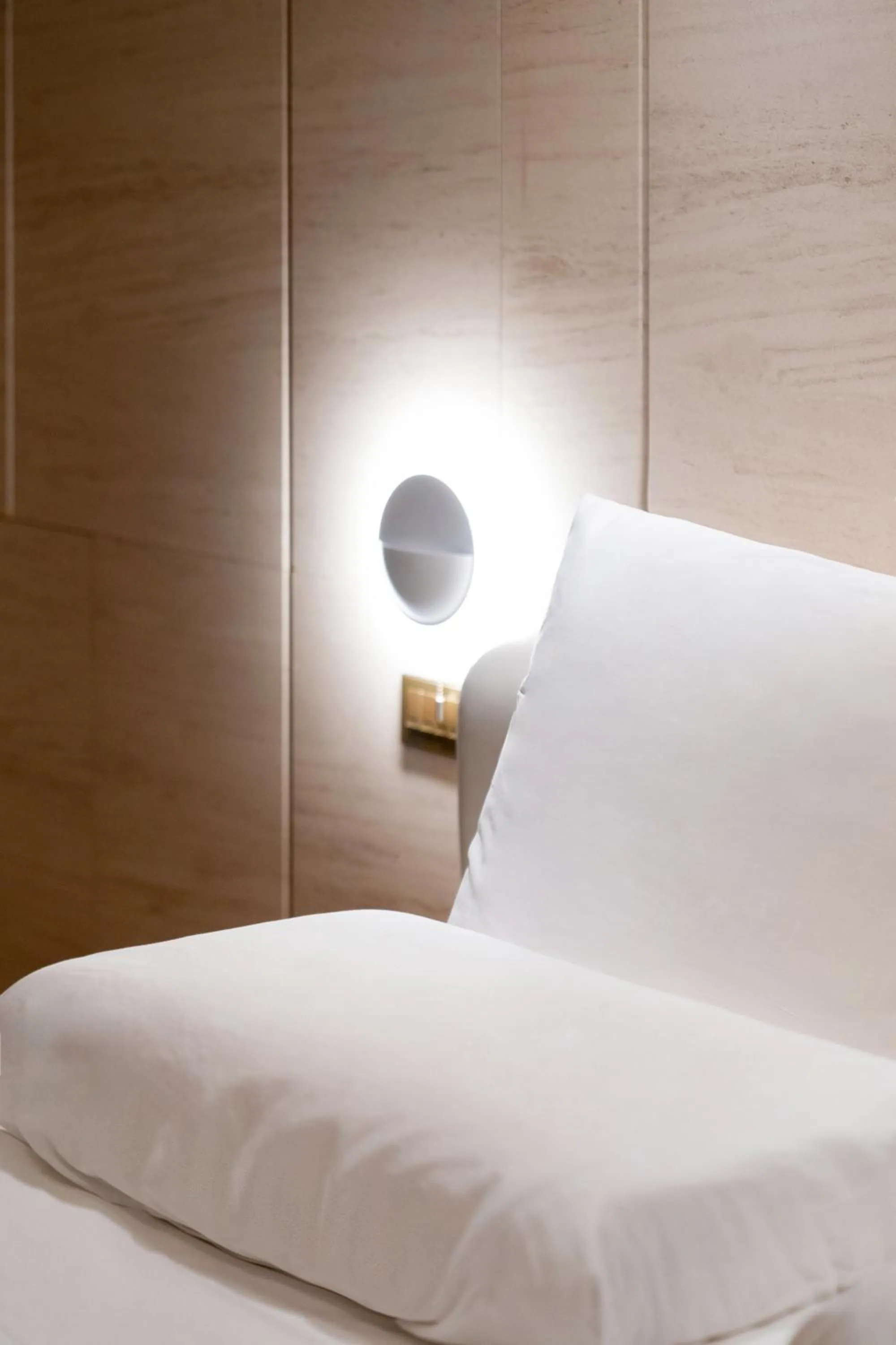 Area and facilities, Bed in Eliena Hotel Seoul Gangnam