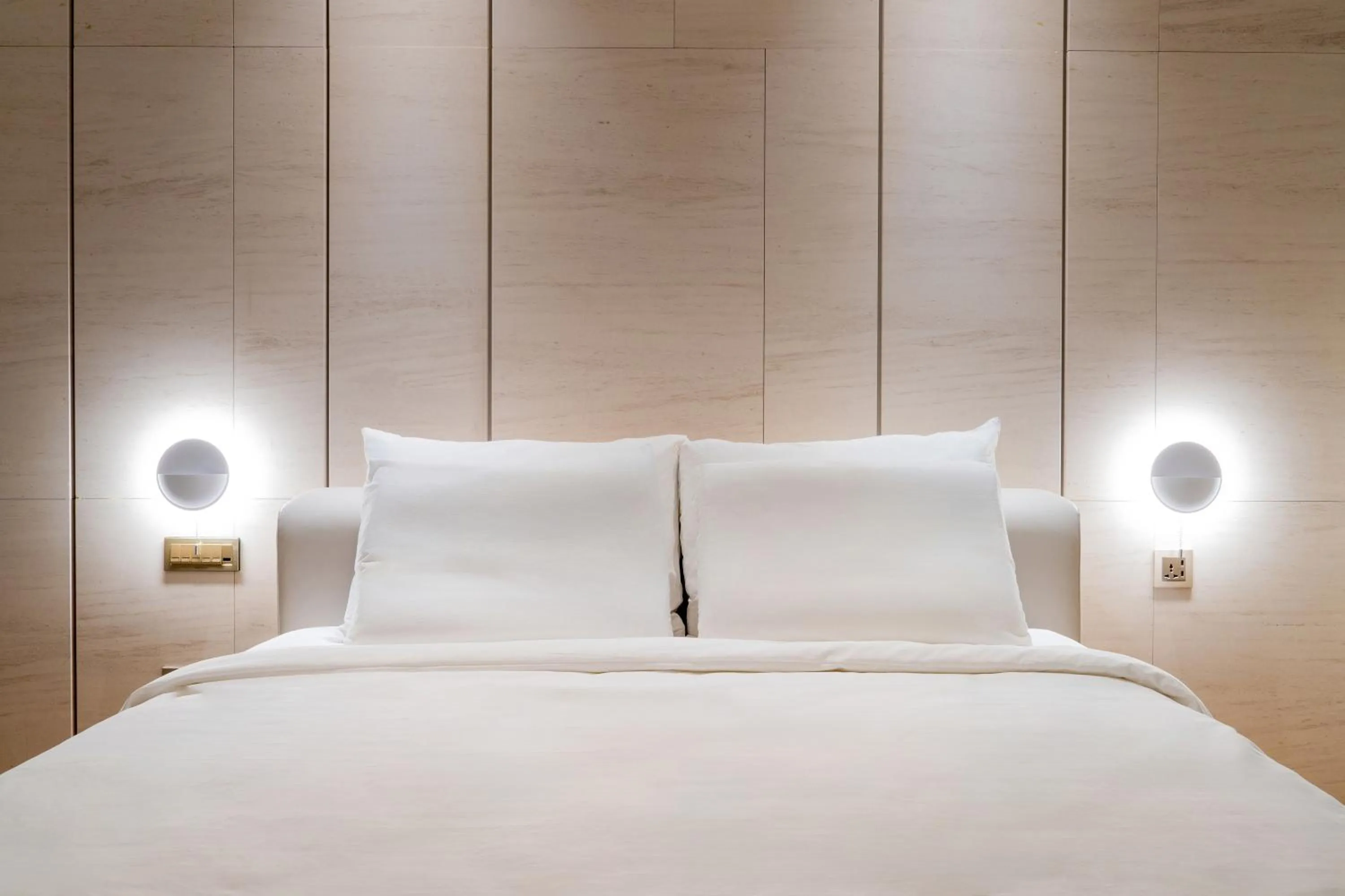 Bed in Eliena Hotel Seoul Gangnam