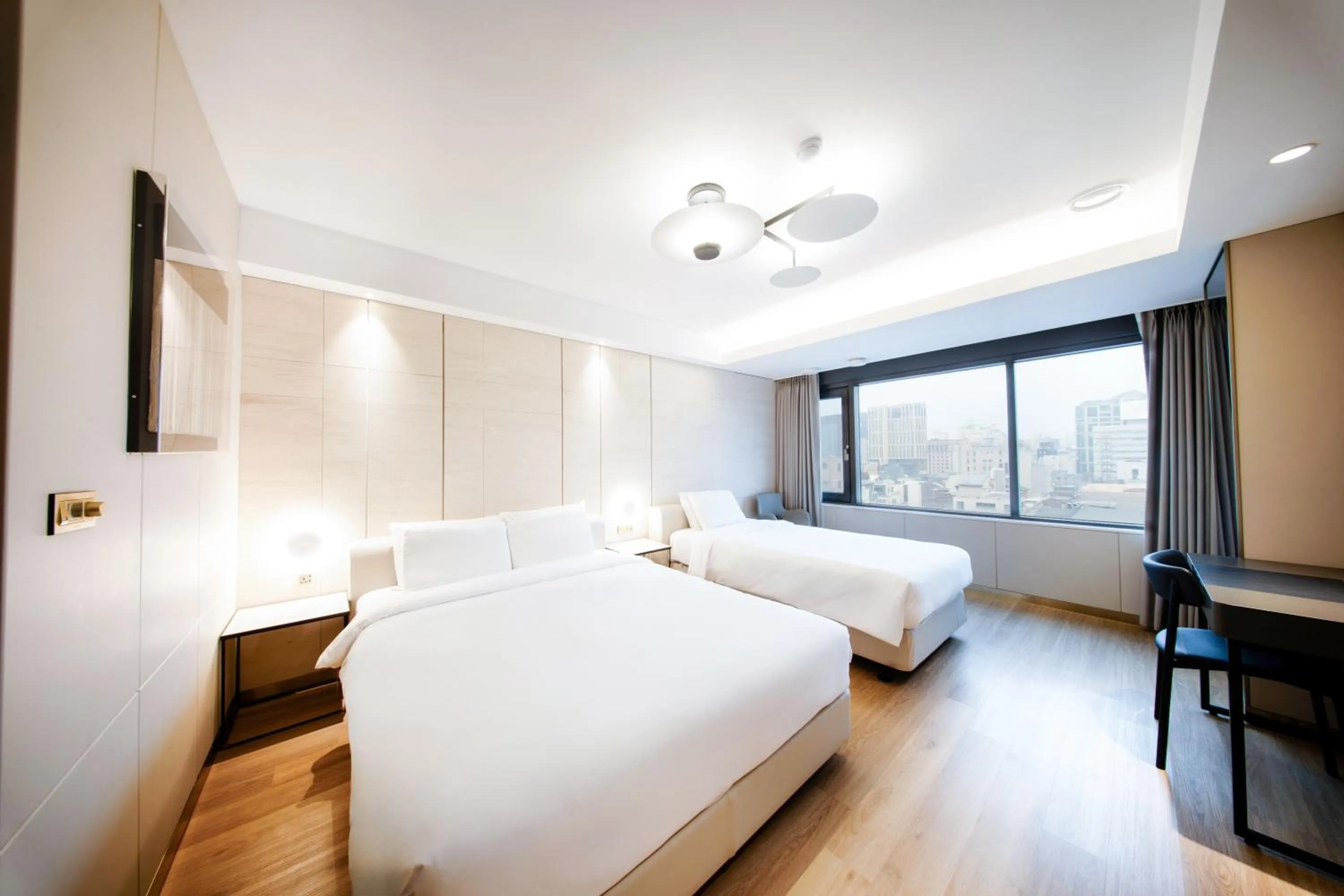Bed in Eliena Hotel Seoul Gangnam