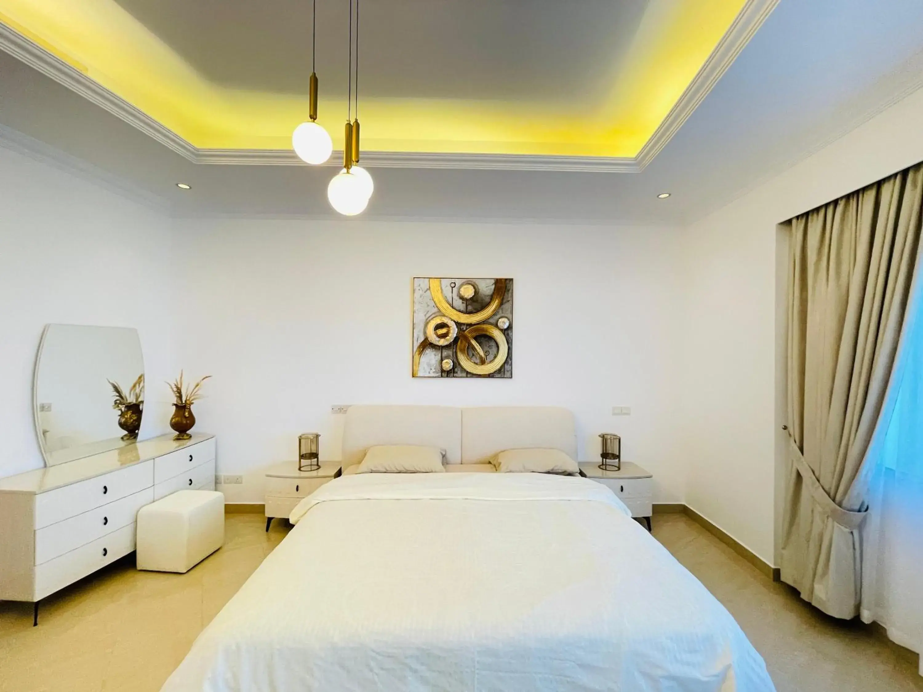 One-Bedroom Apartment in Al Hamra Residence One-Bedroom Apartment in Al Hamra Residence