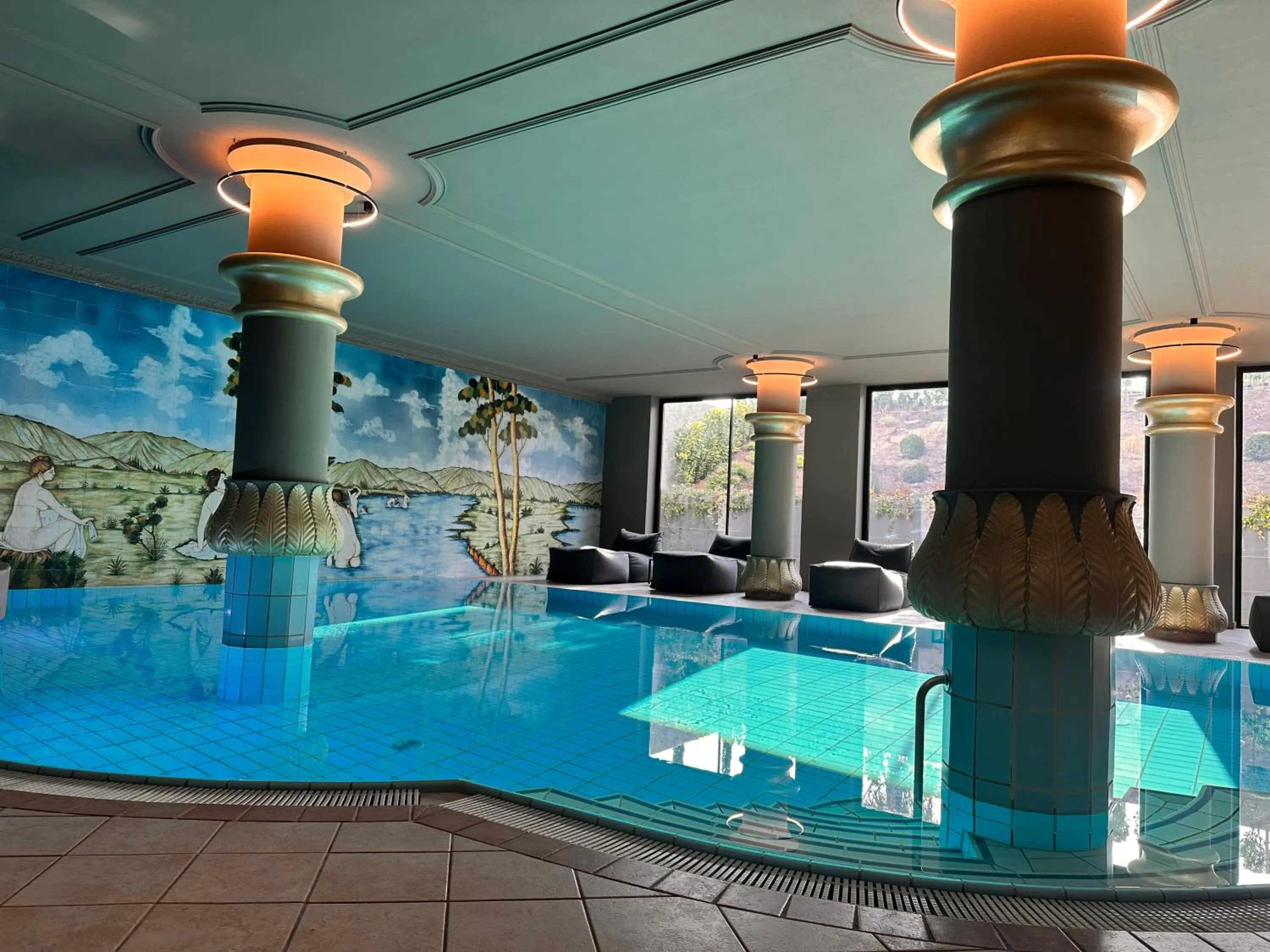 Swimming pool in Tirolensis - Luxury All Inclusive