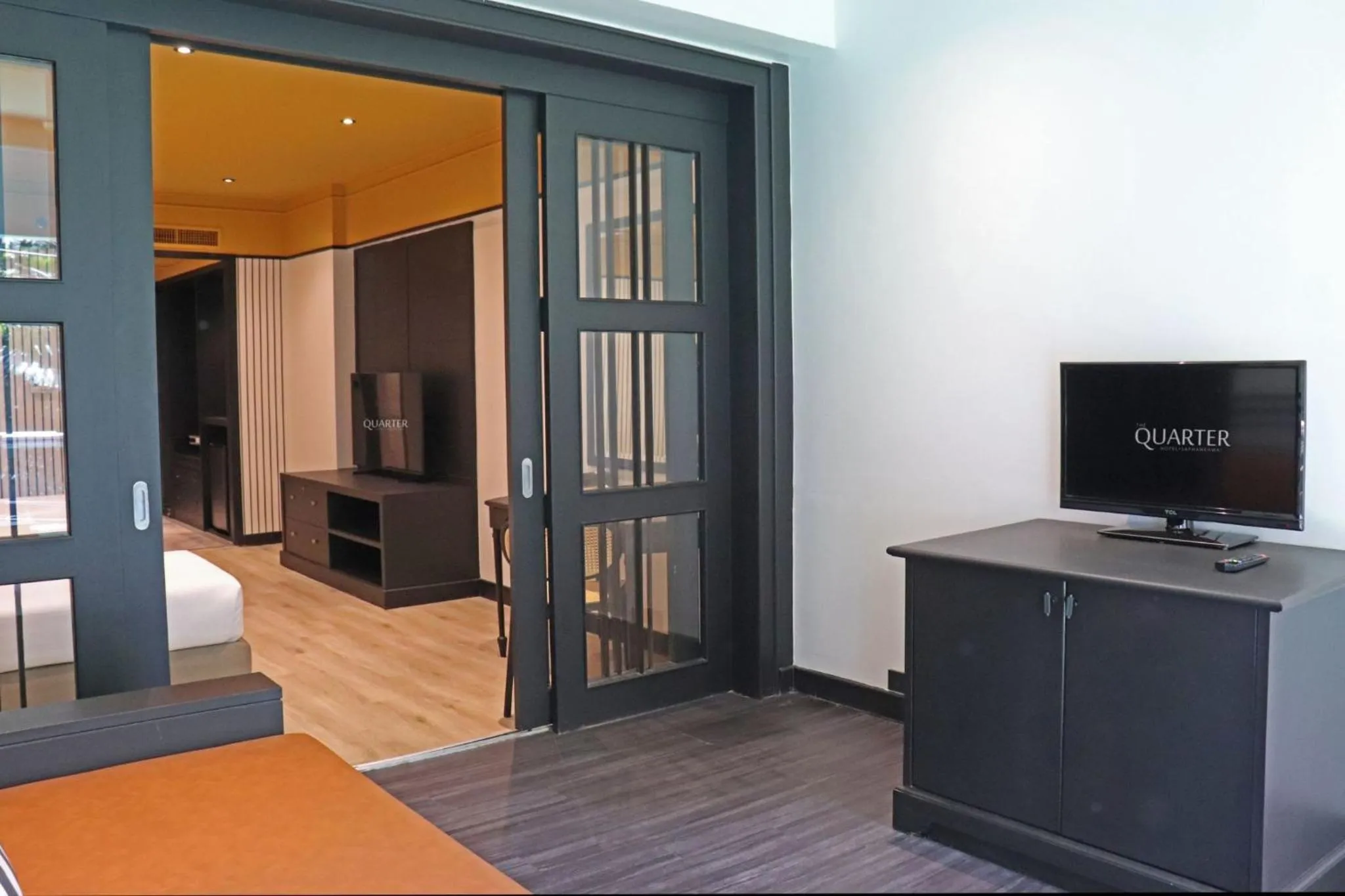 Living room in The Quarter Saphankhwai by UHG