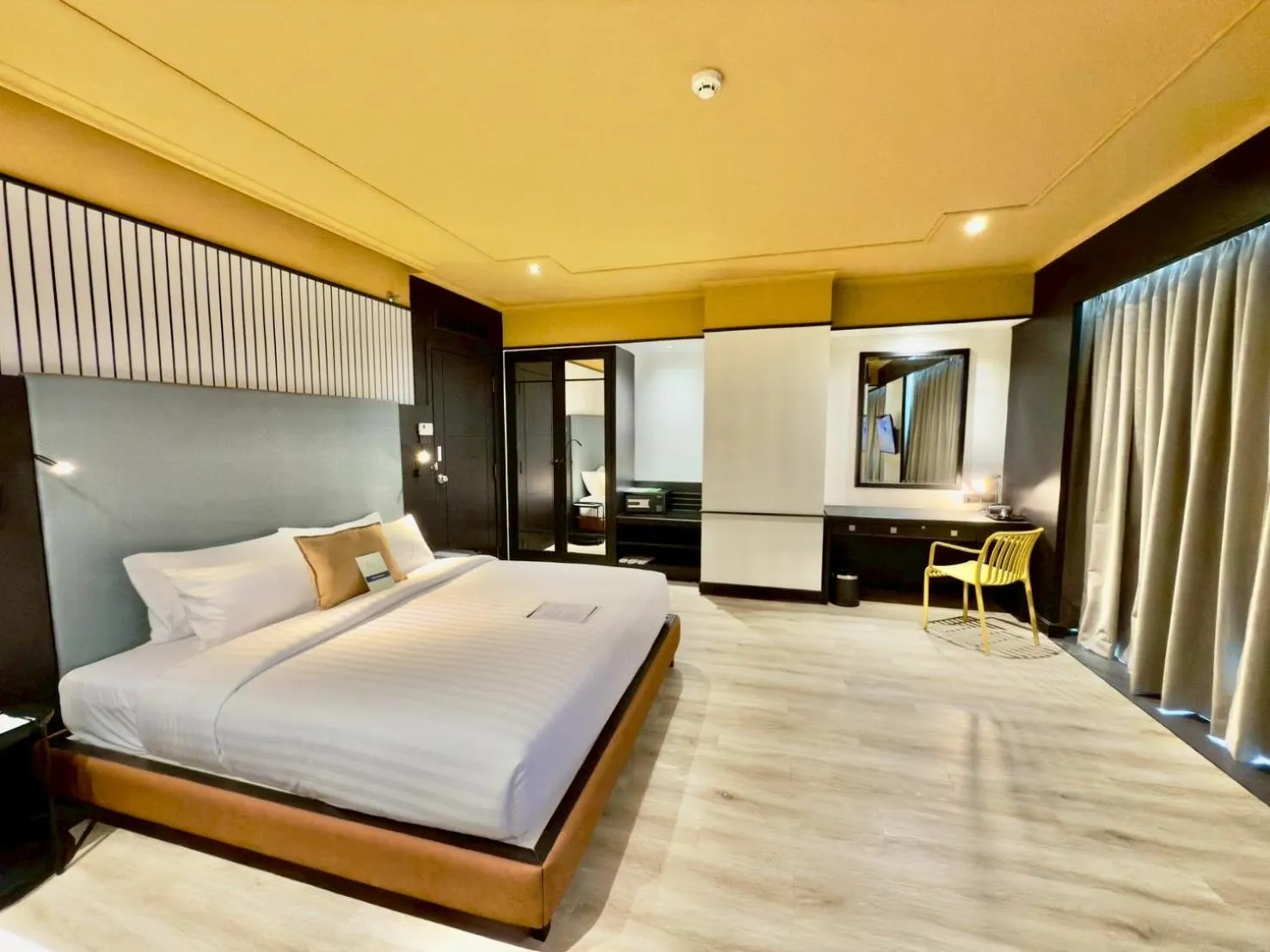 Bed in The Quarter Saphankhwai by UHG