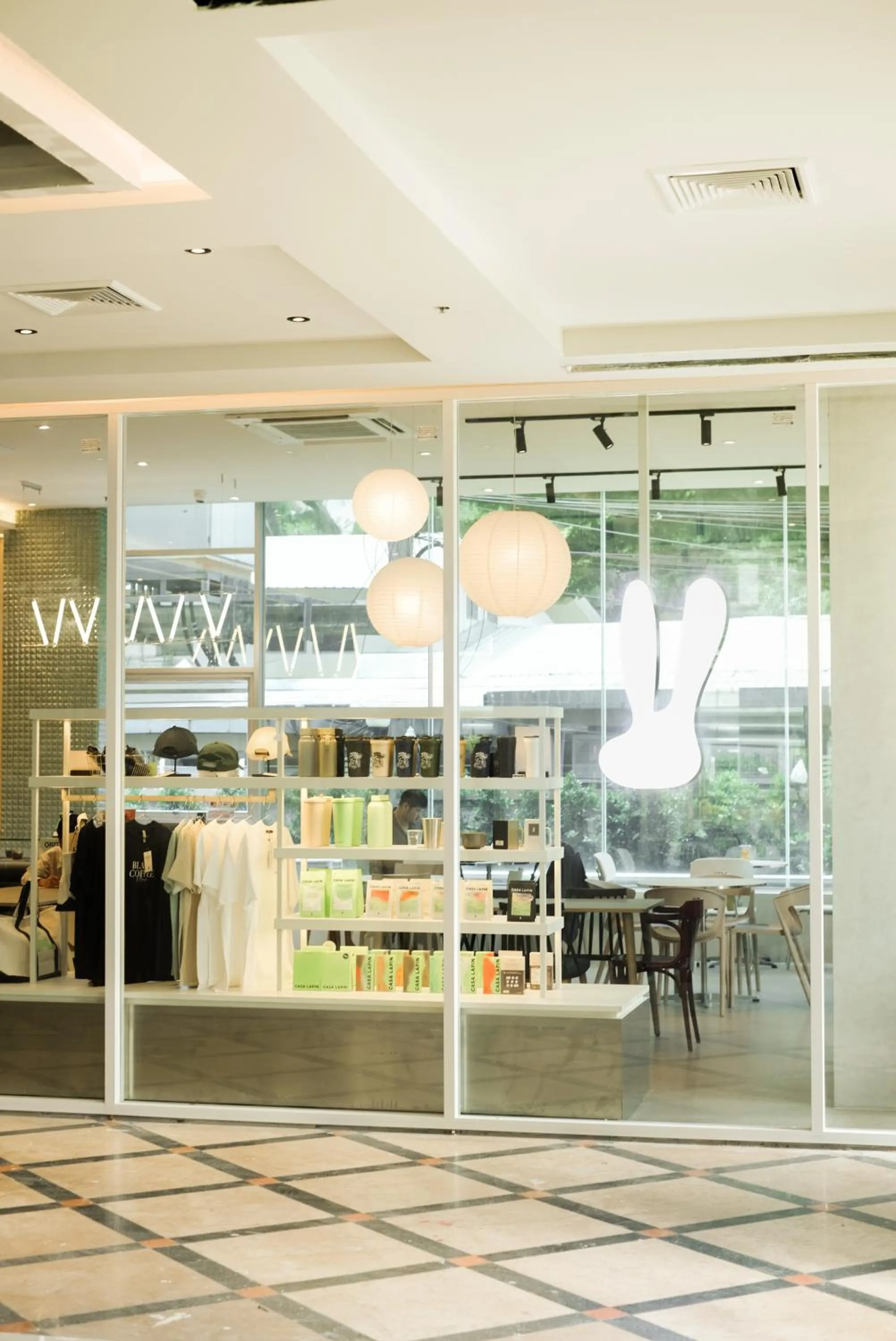 On-site shops in The Quarter Saphankhwai by UHG