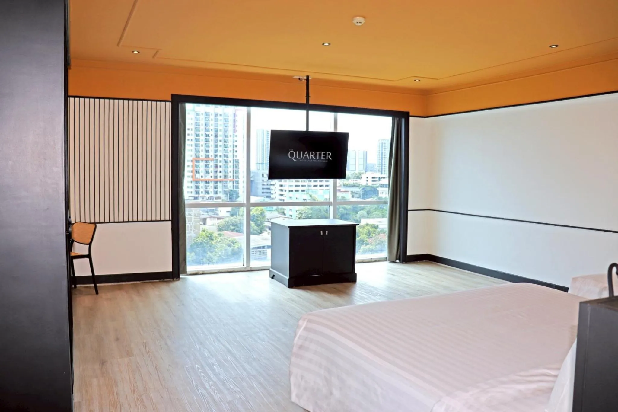 Bed in The Quarter Saphankhwai by UHG