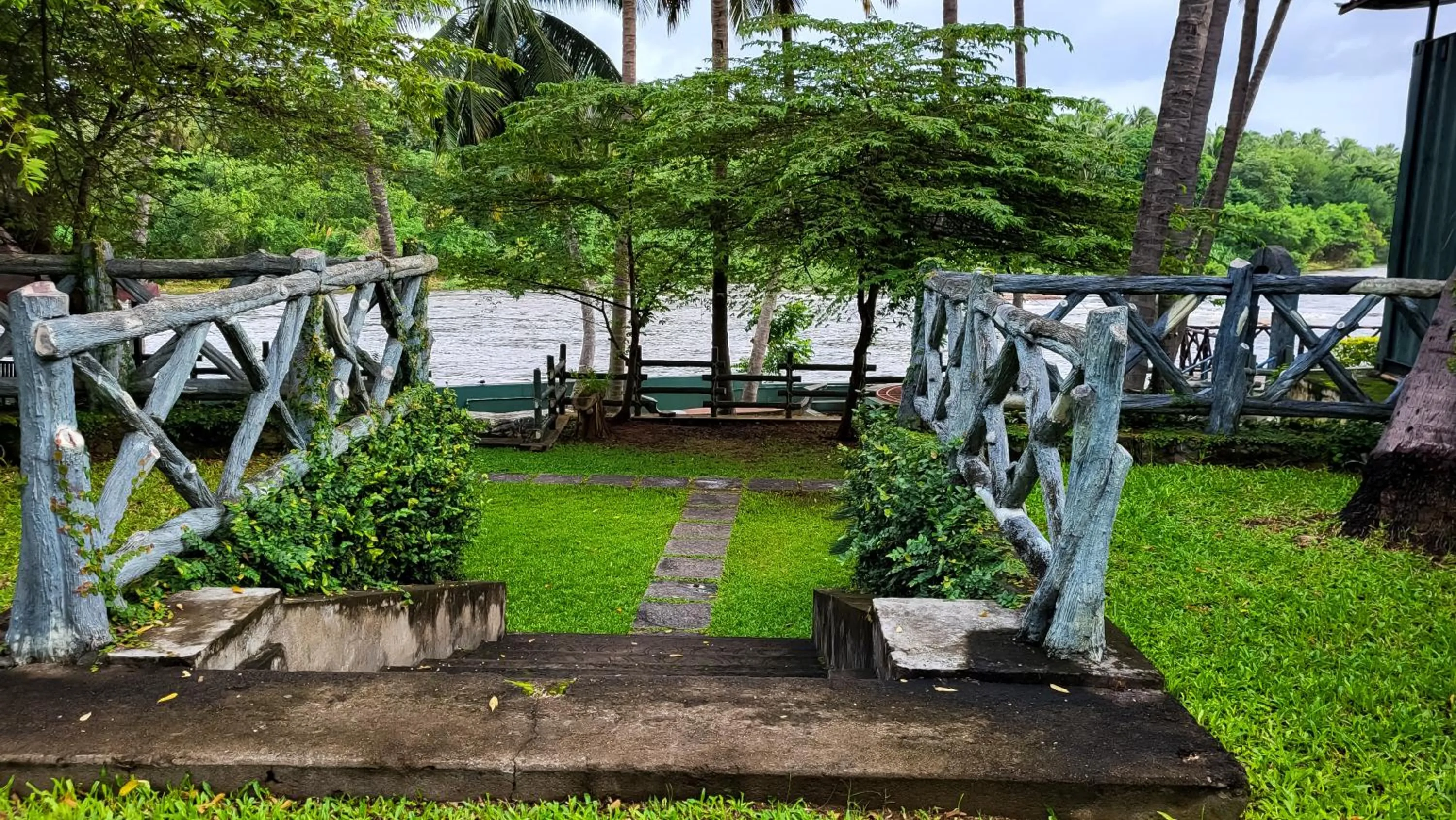 Day in Sakthi River Resort