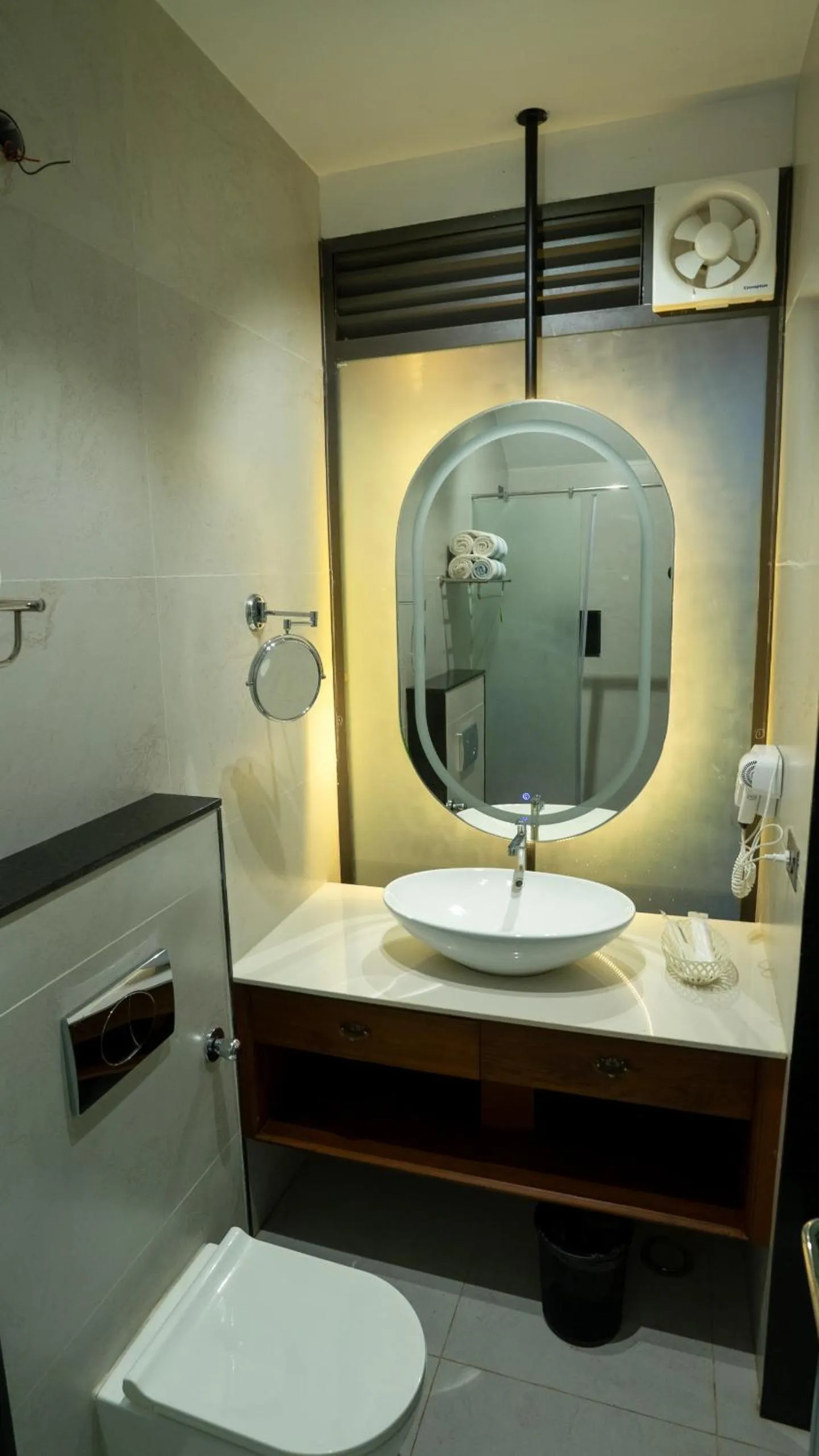 Shower in Sakthi River Resort